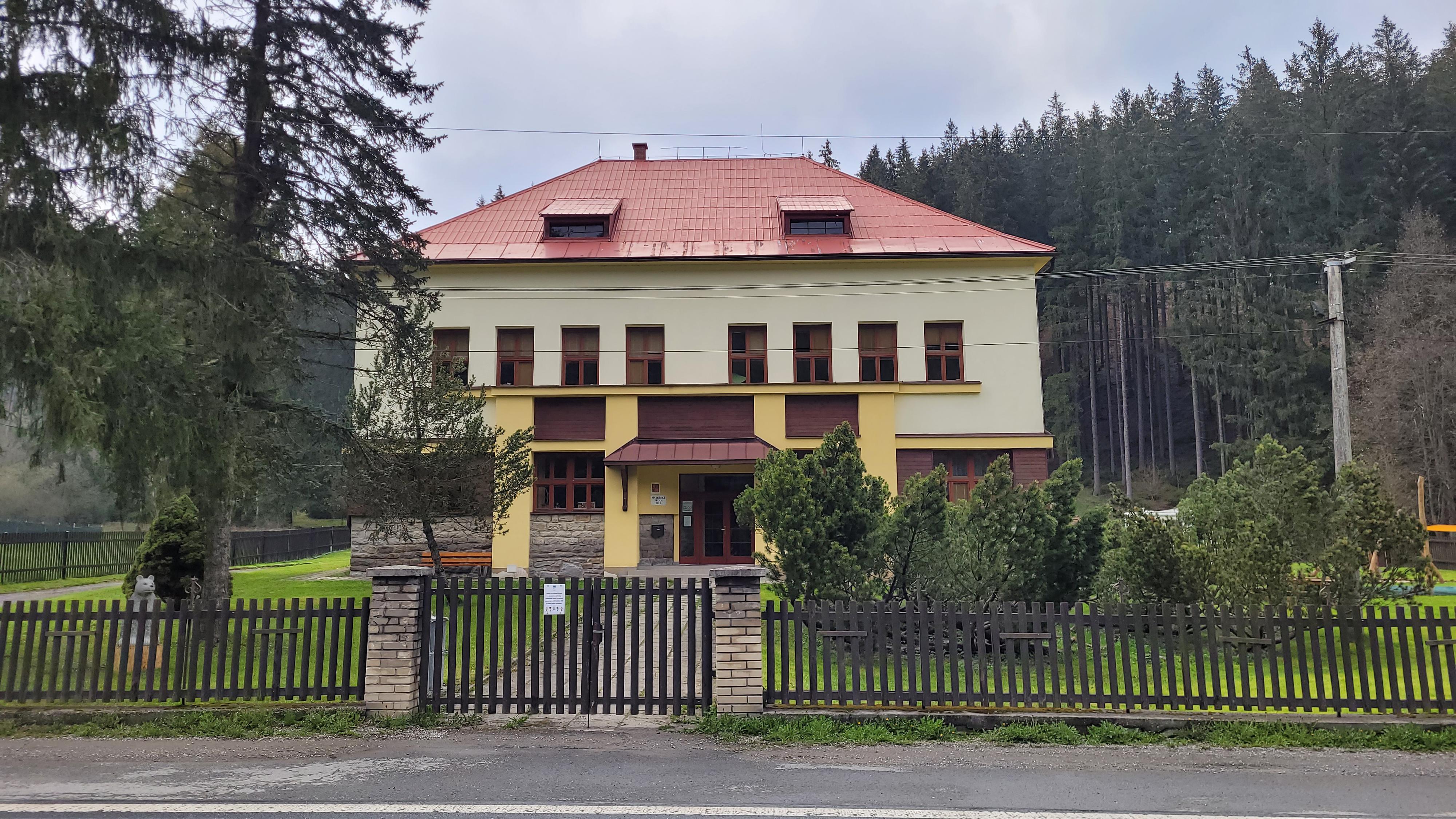 Místní knihovna Bílá foto 3
