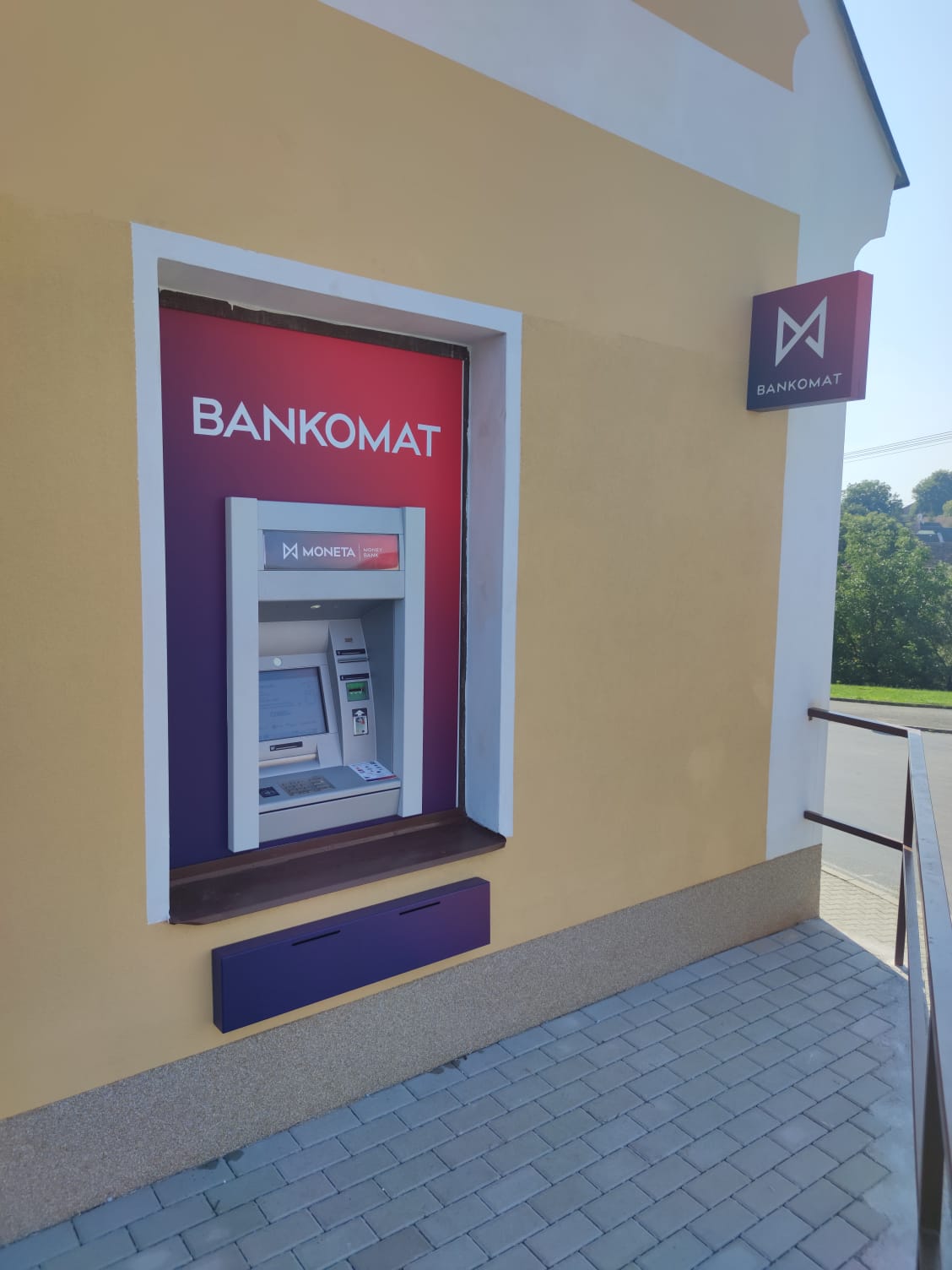 Bankomat MONETA Money Bank foto 2