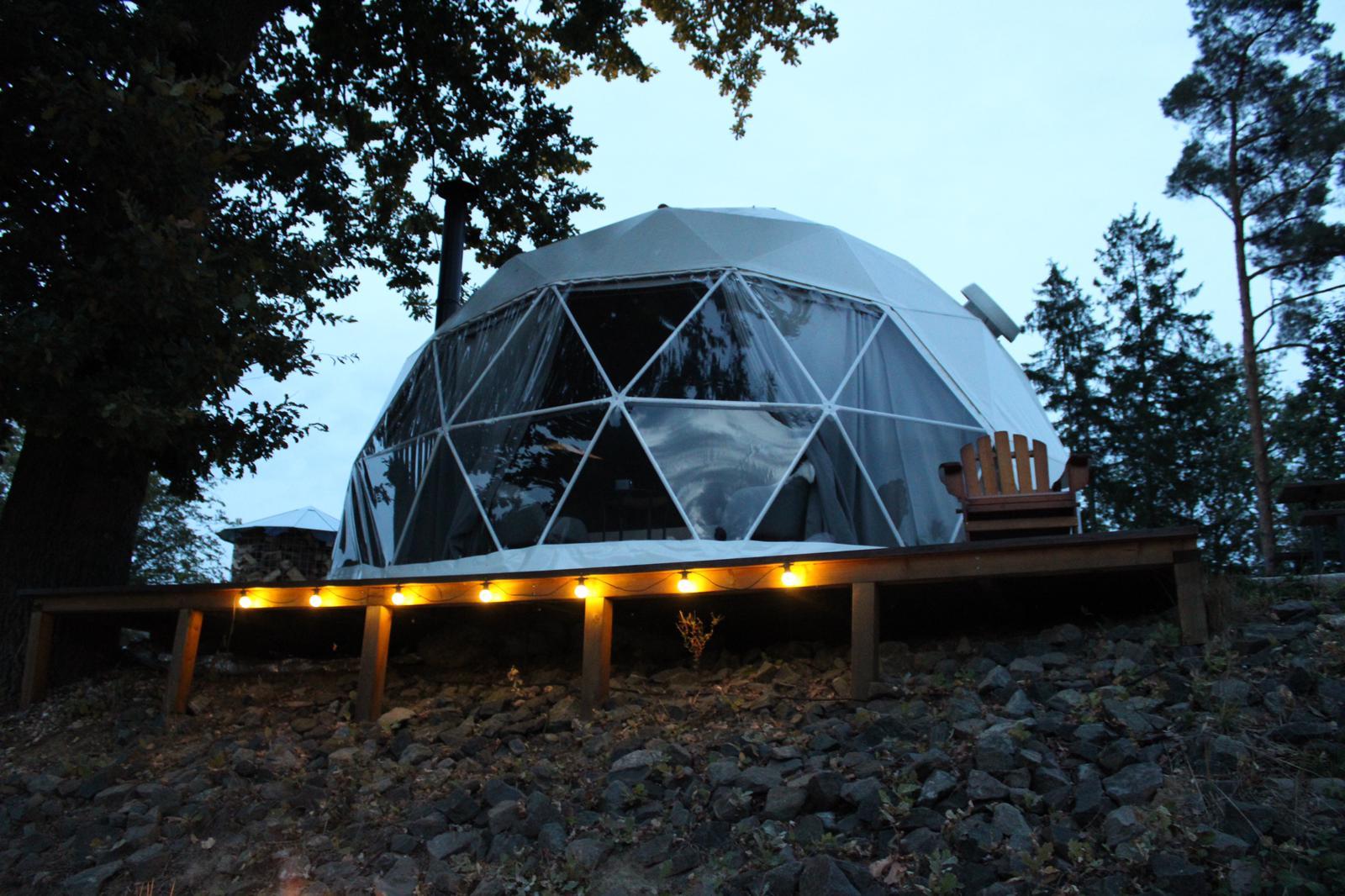 Rekreační areál a kemp Ostružno - Glamping Igloo