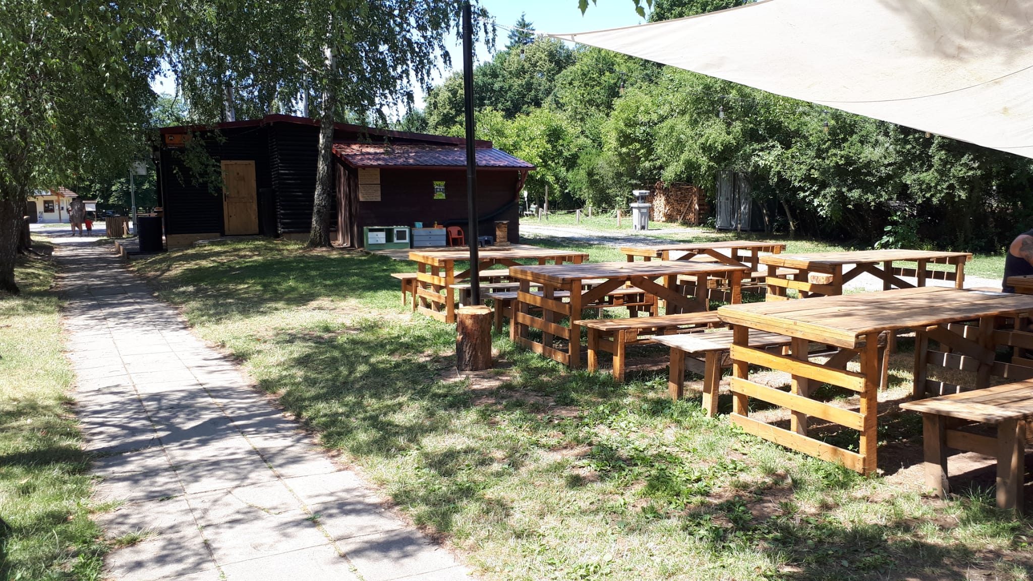 Trail Bistro TOFL foto 2