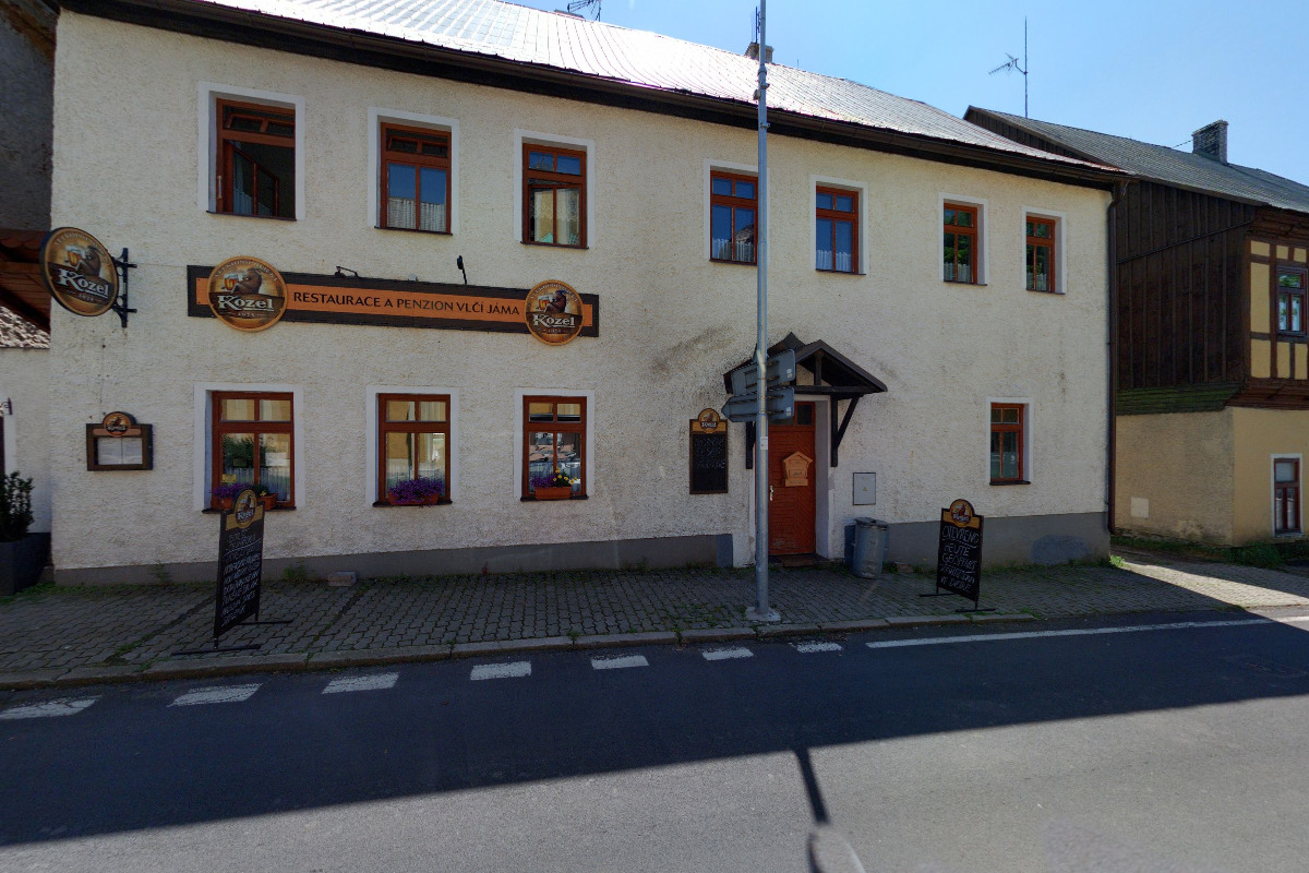 Restaurace a penzion Vlčí jáma