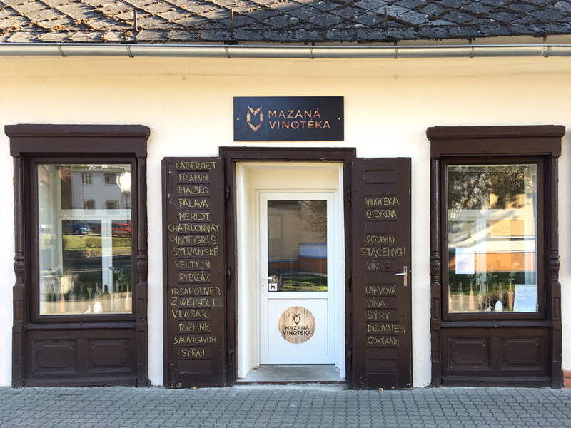 Mazaná vinotéka SLUŠOVICE foto 6