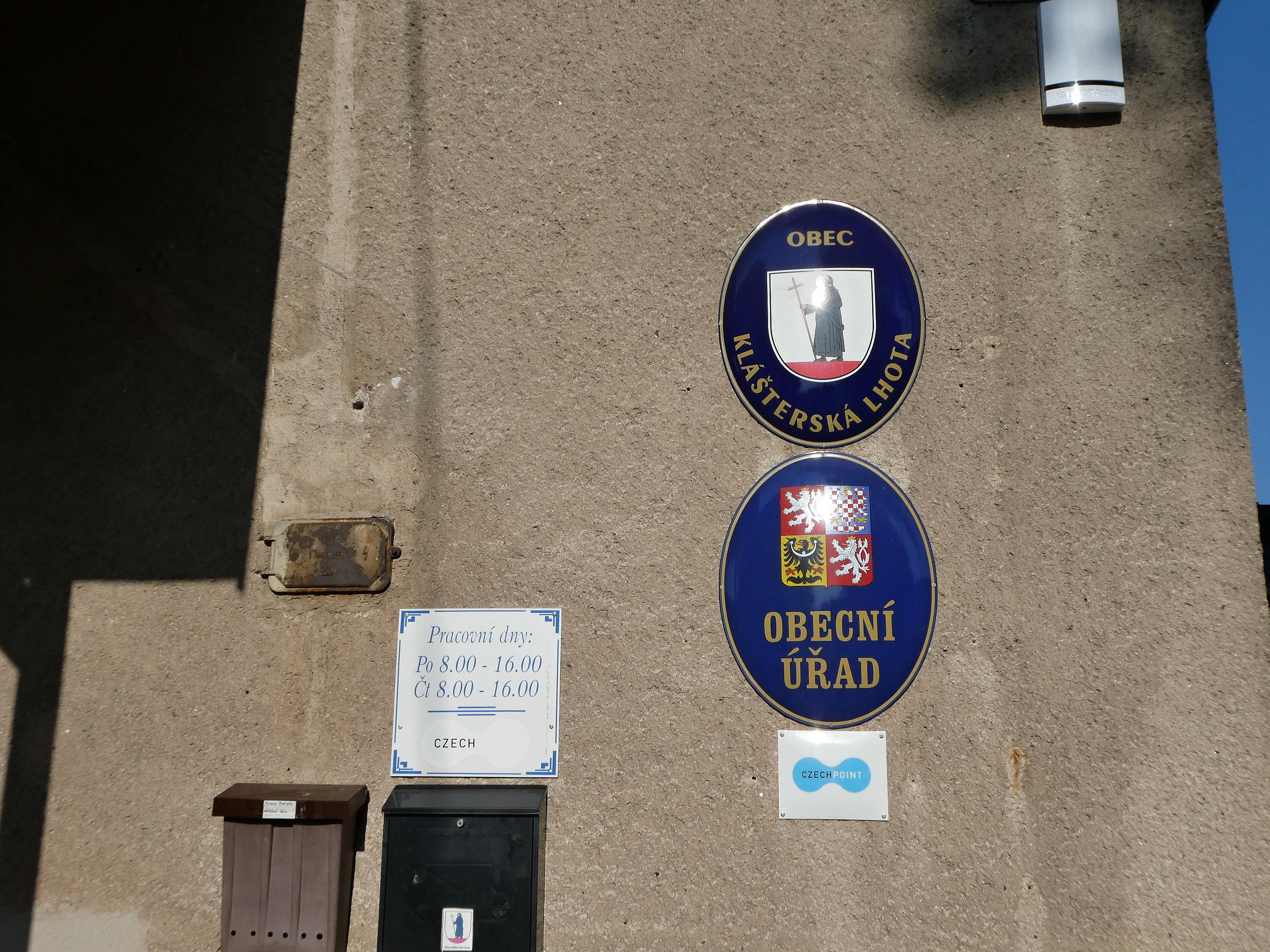 Klášterská Lhota - obecní úřad foto 2