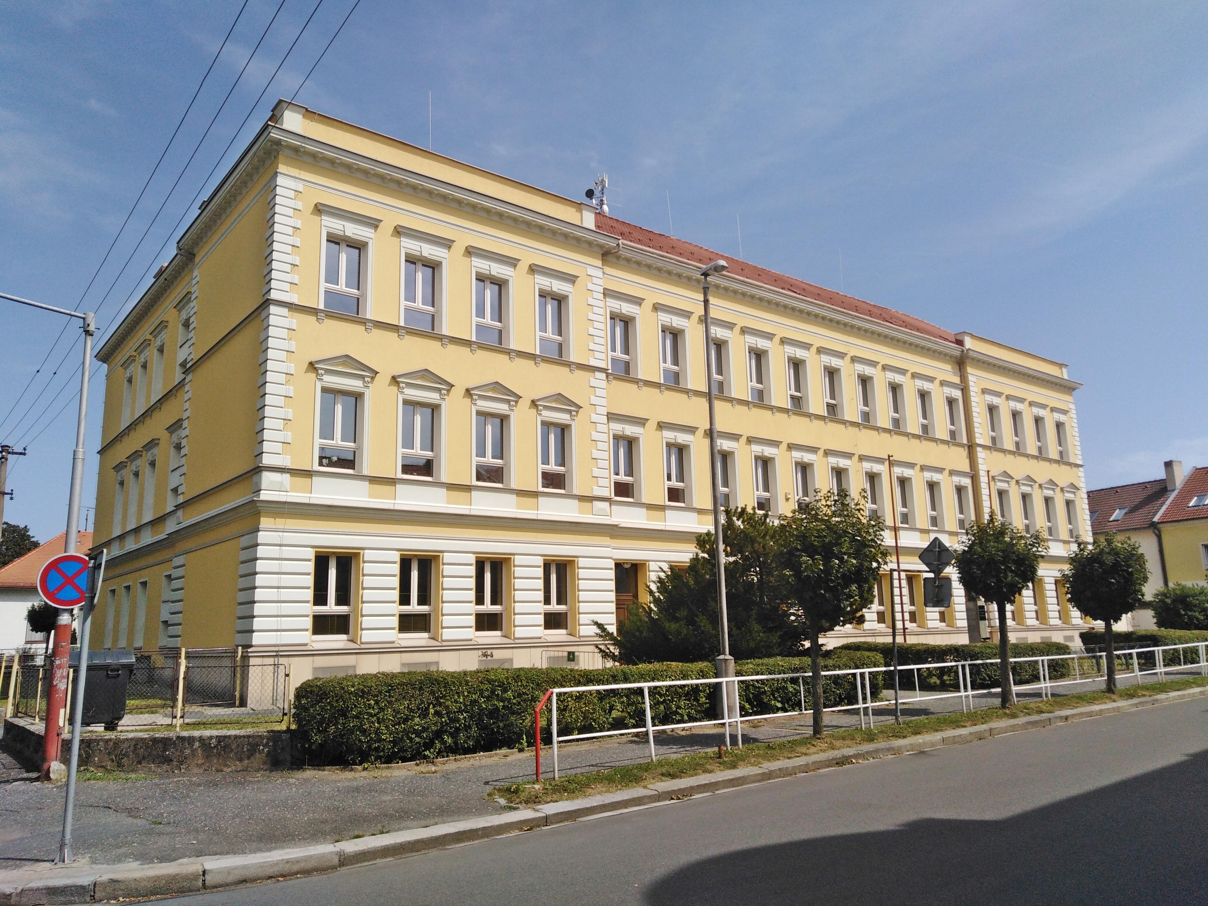 ZŠ Uhlířské Janovice foto 3