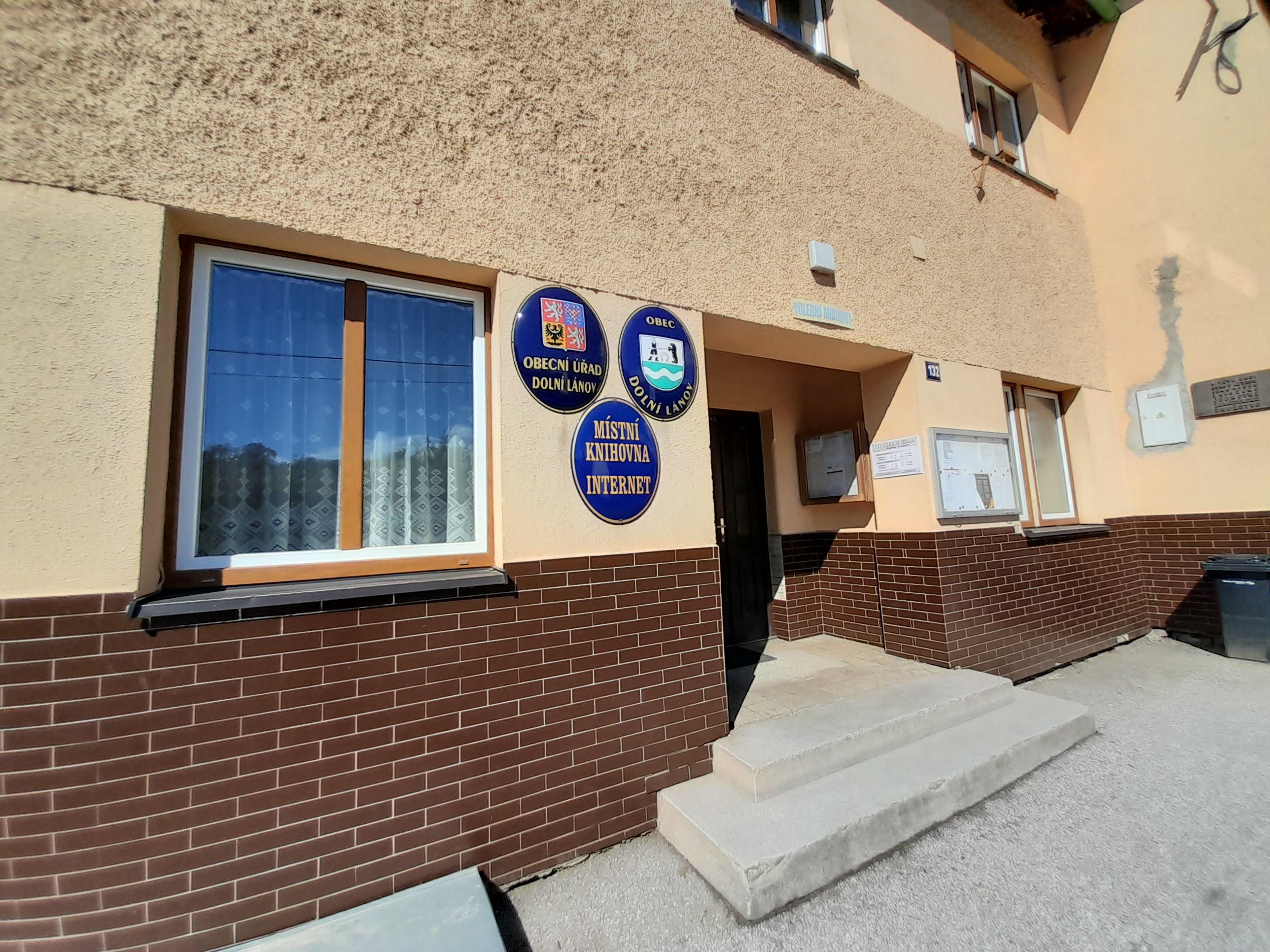 Dolní Lánov - obecní úřad