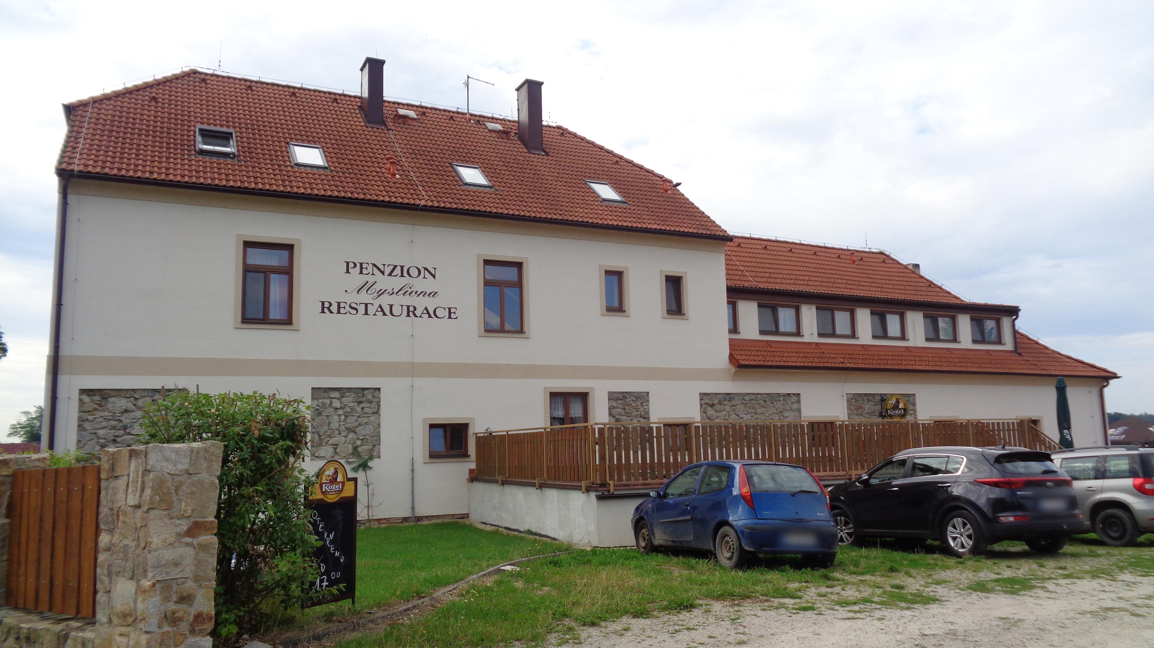 Penzion a restaurace Myslivna foto 3