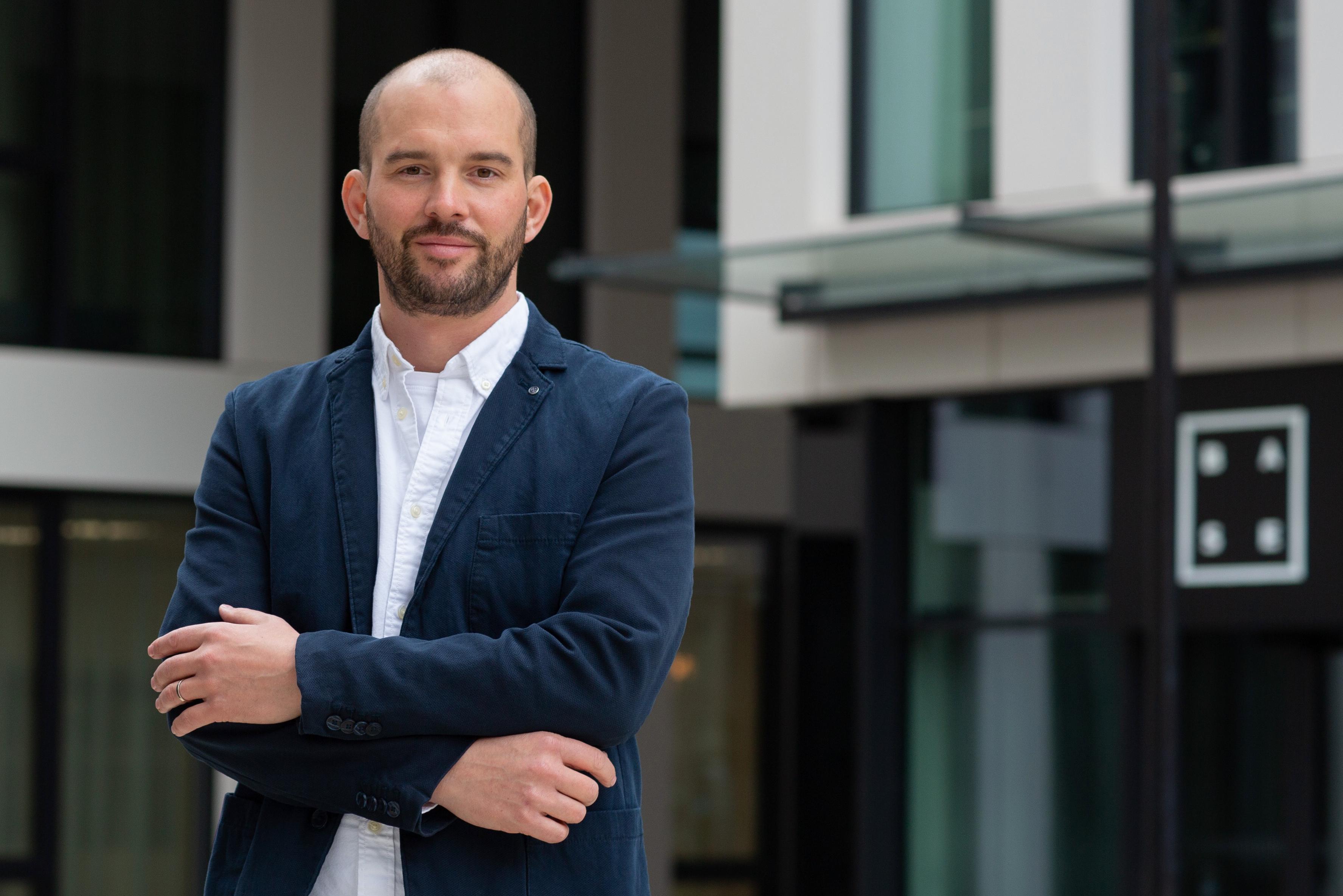 Adam Cloud - realitní makléř