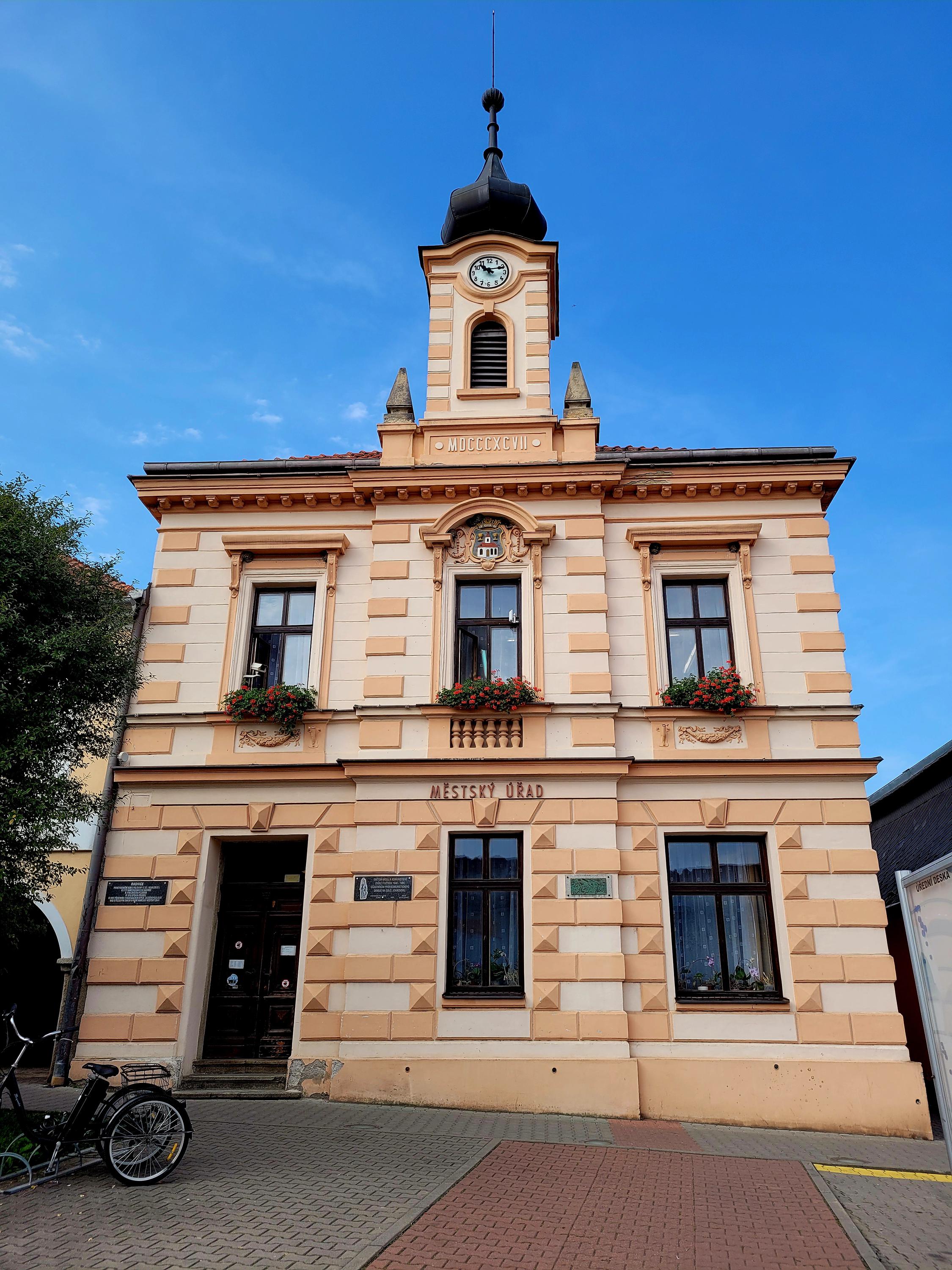 GOLČŮV JENÍKOV - MĚSTSKÝ ÚŘAD foto 5