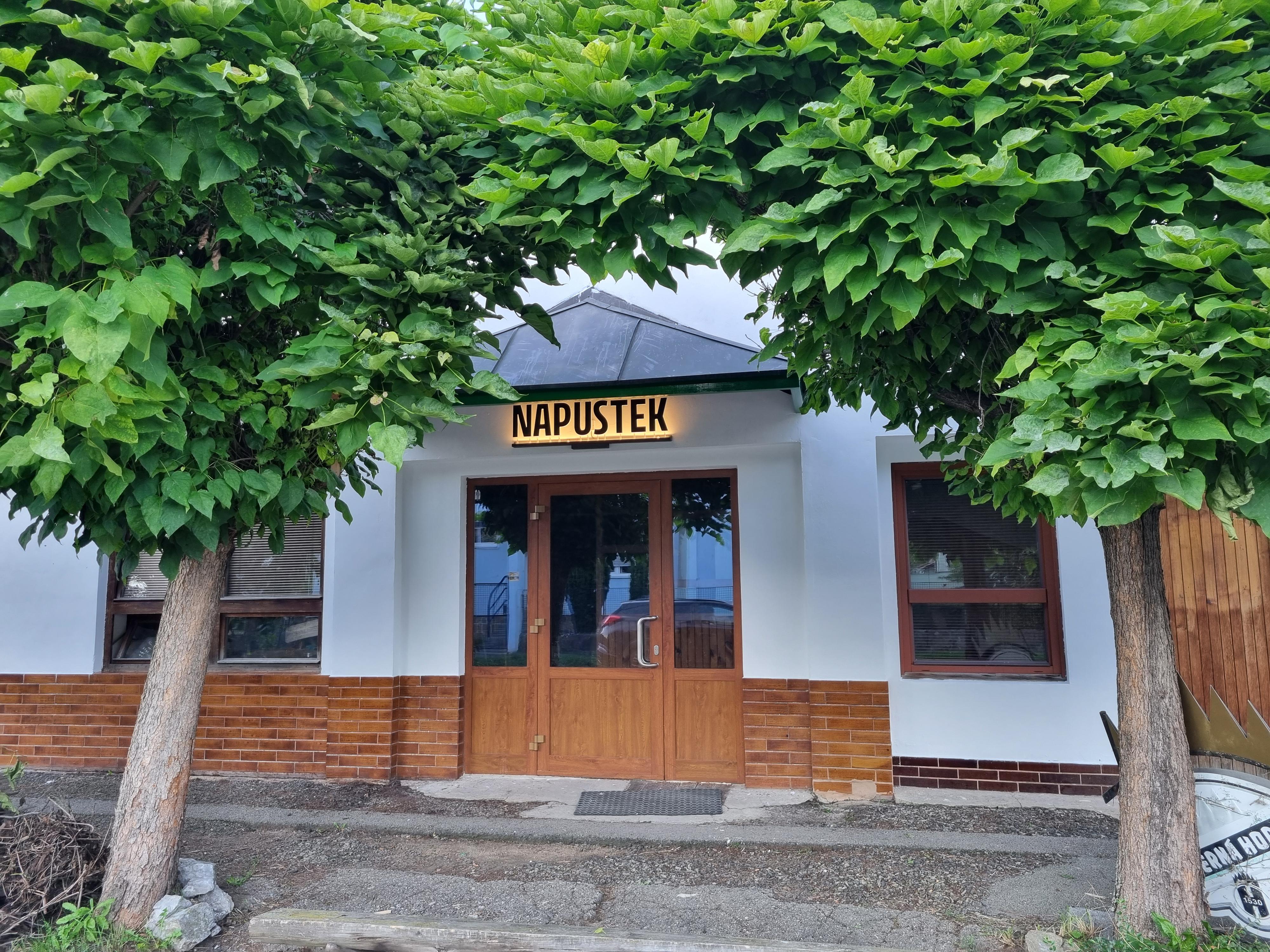 Plzeňská pivnice Nápustek