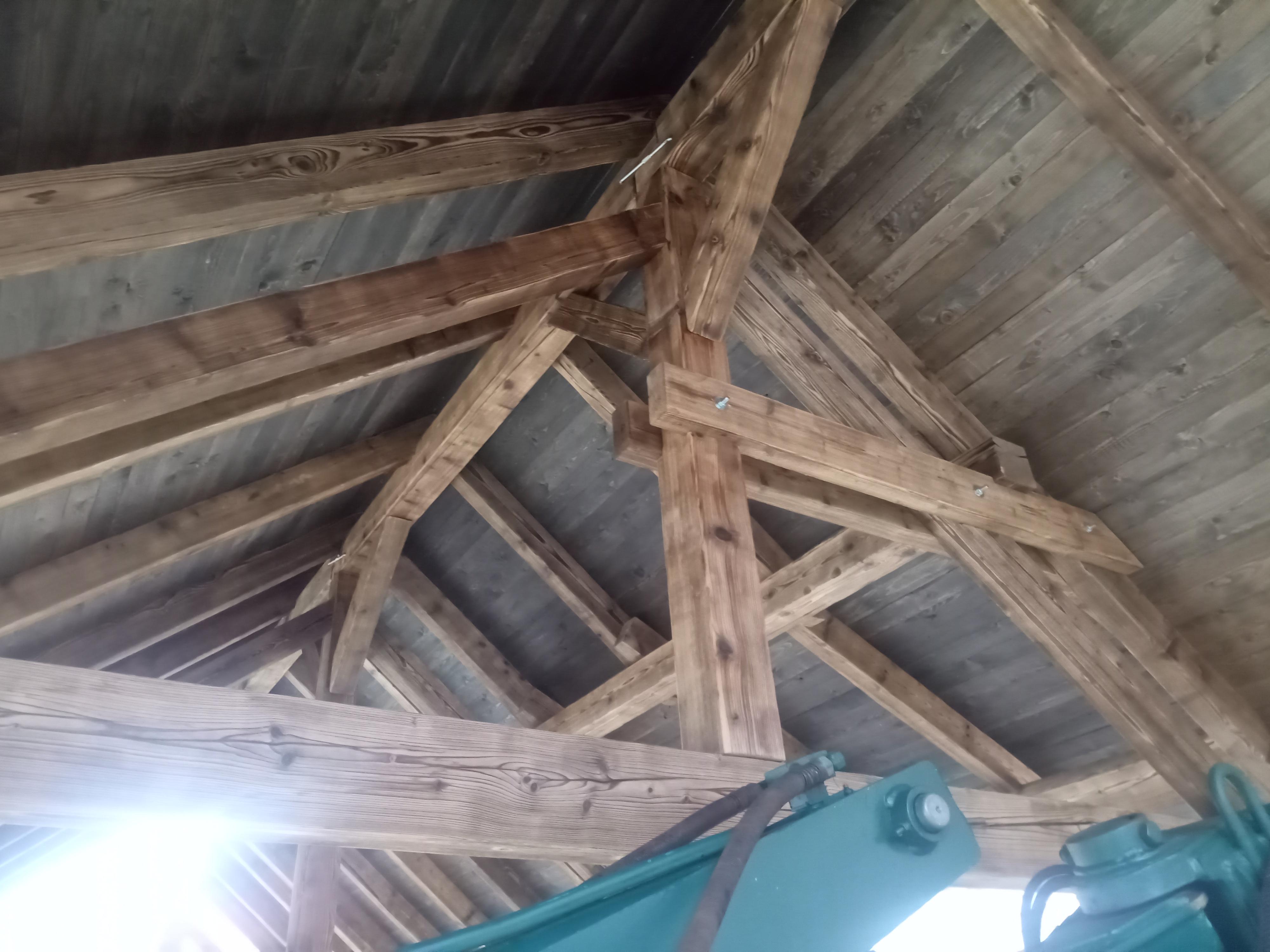 Josef Lechnýř - Tesařské, pokrývačské práce