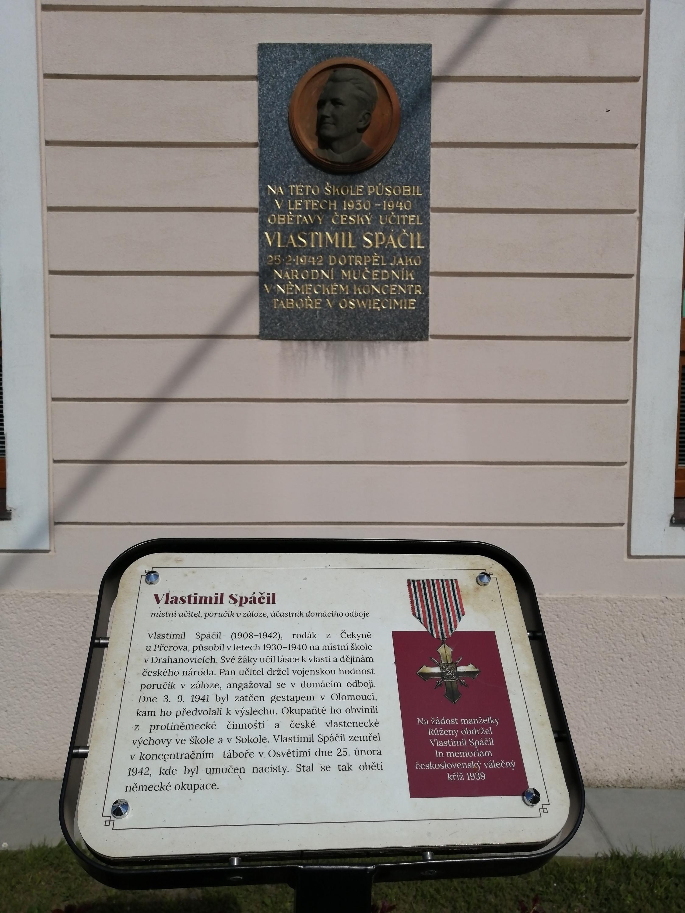 Základní škola a mateřská škola Drahanovice foto 5