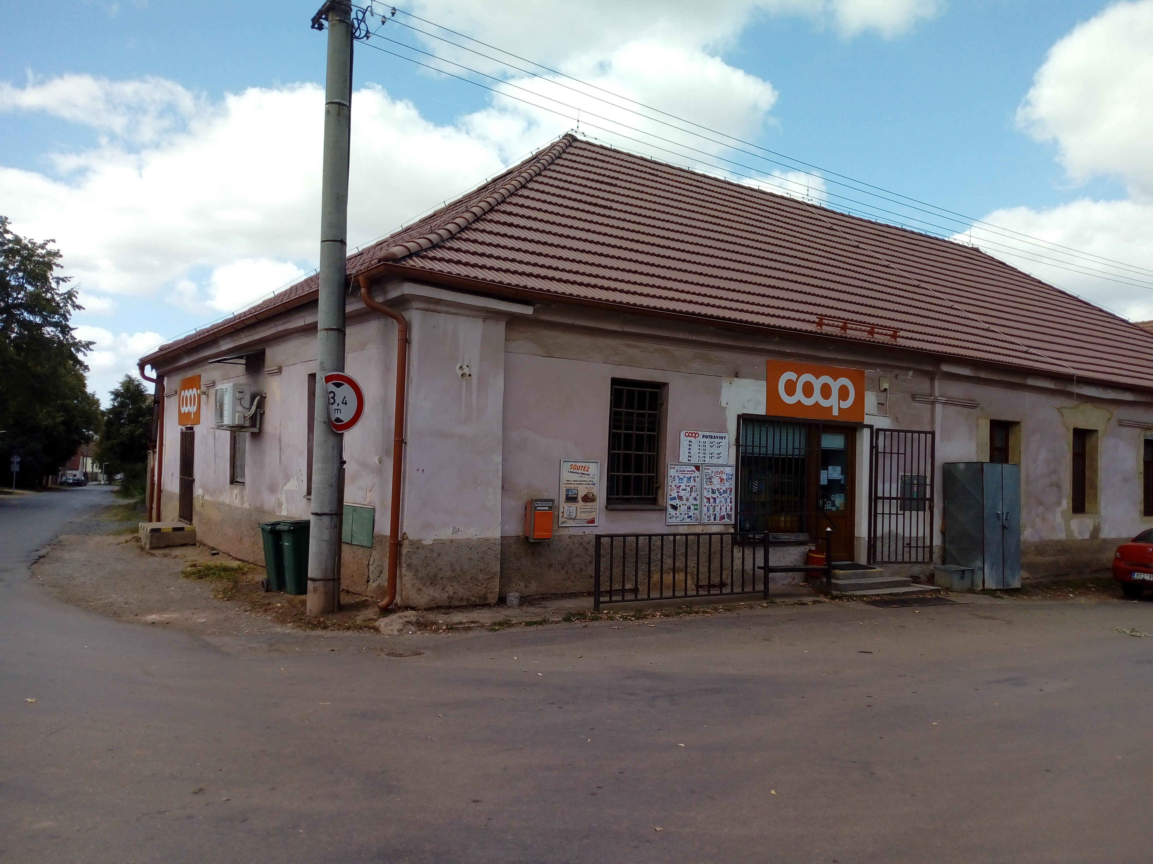 JEDNOTA, spotřební družstvo v Rakovníku foto 1