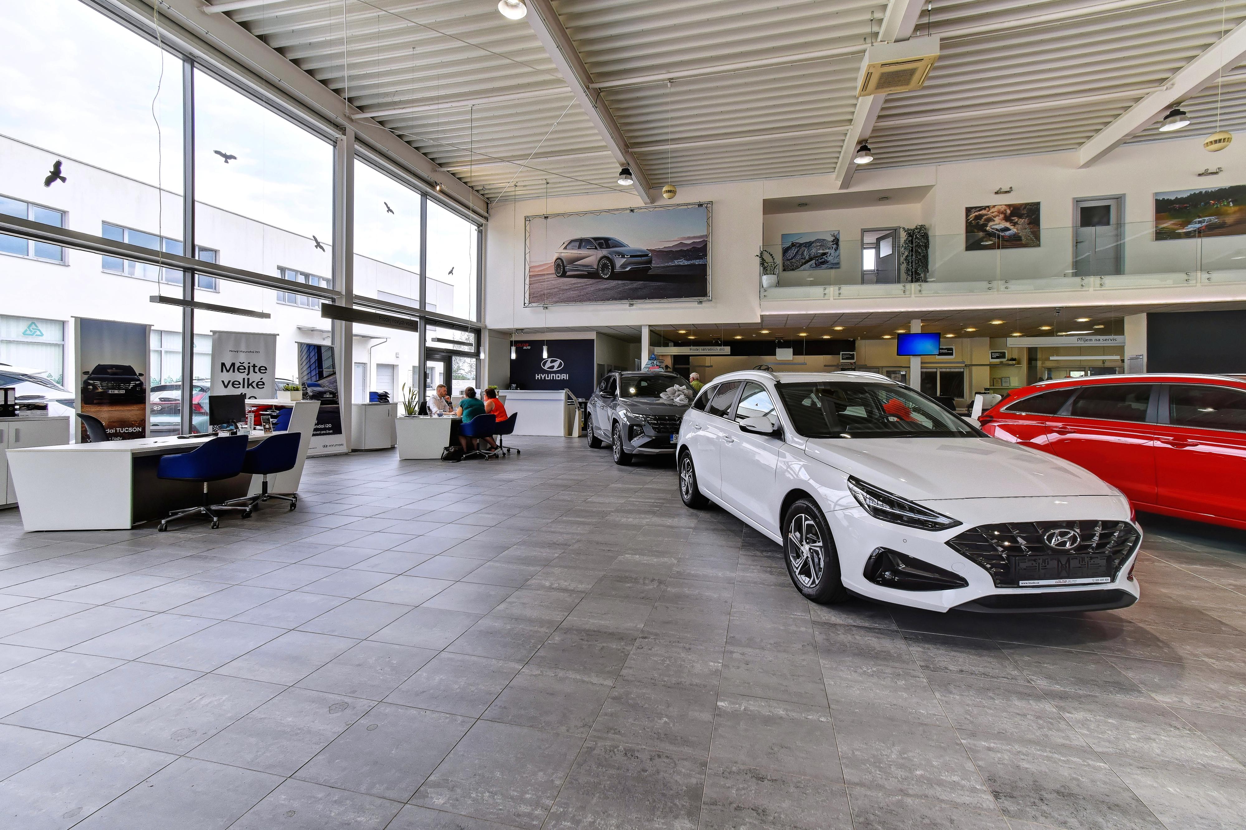 Autobazar Louda Auto+ České Budějovice foto 6