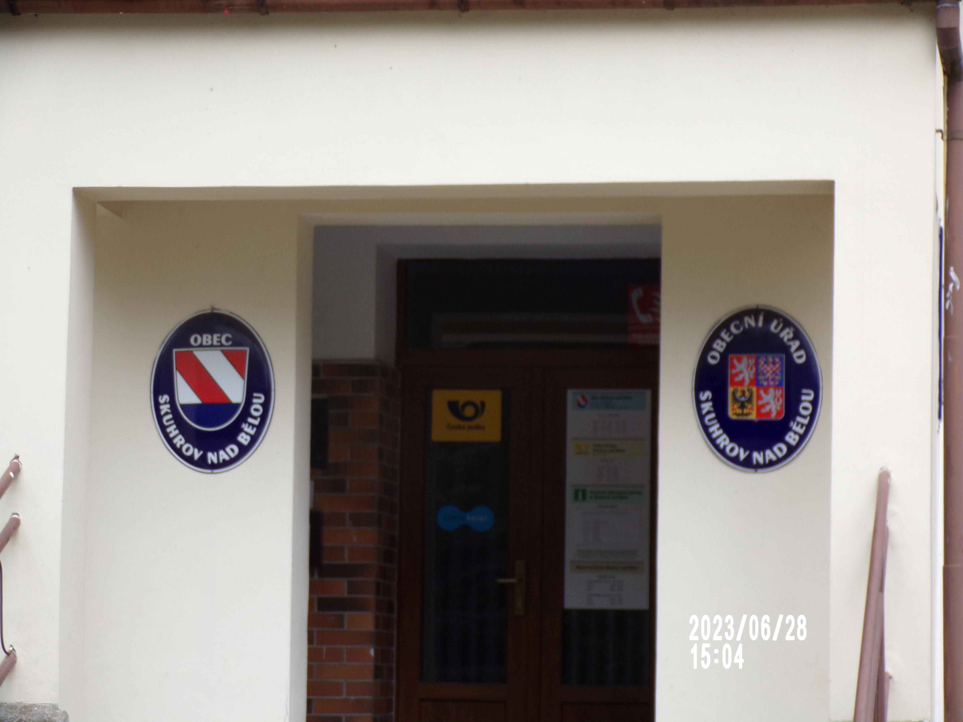 Skuhrov nad Bělou - obecní úřad foto 2