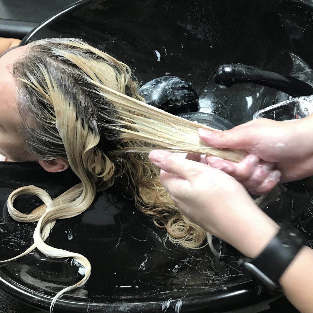 Hair Academy s.r.o.  - Kadeřnické kurzy foto 3