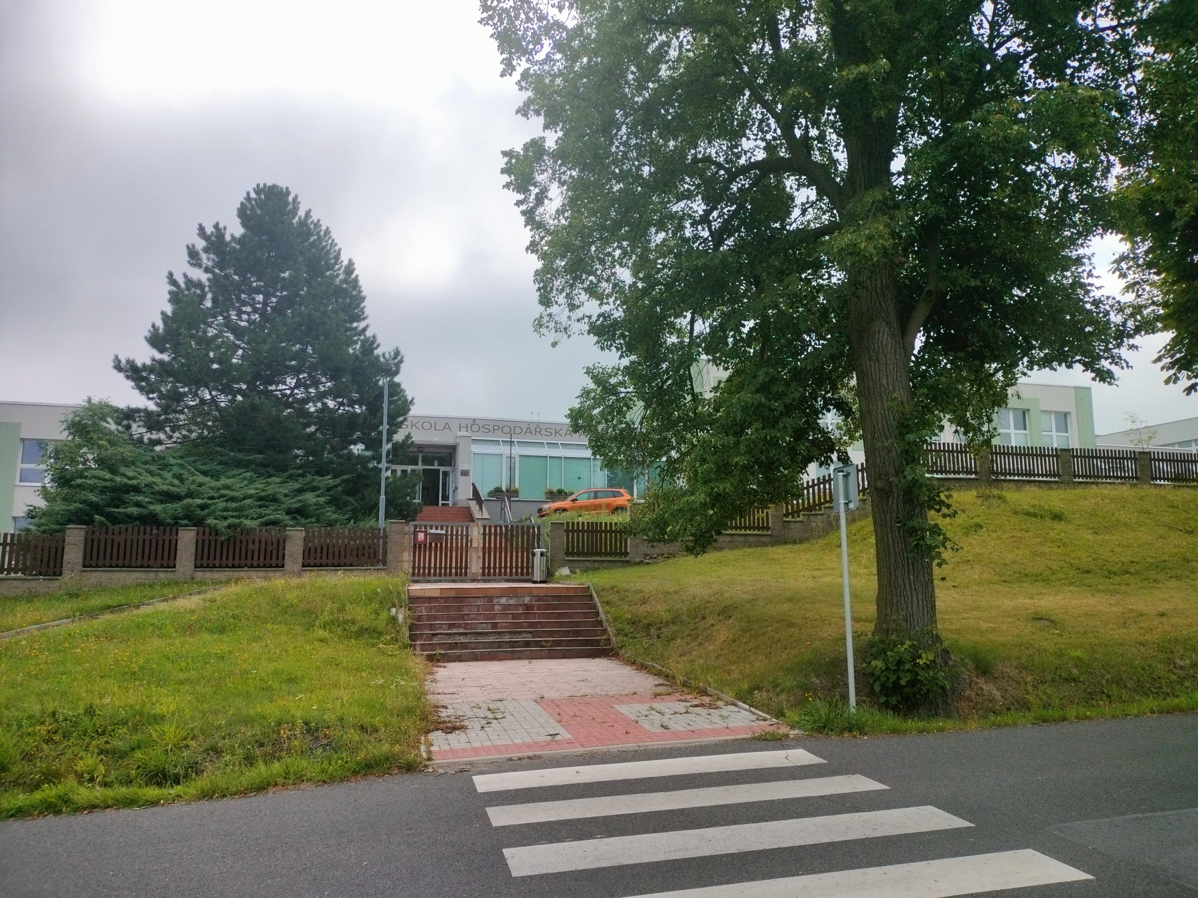 Střední škola hospodářská a lesnická Frýdlant foto 2