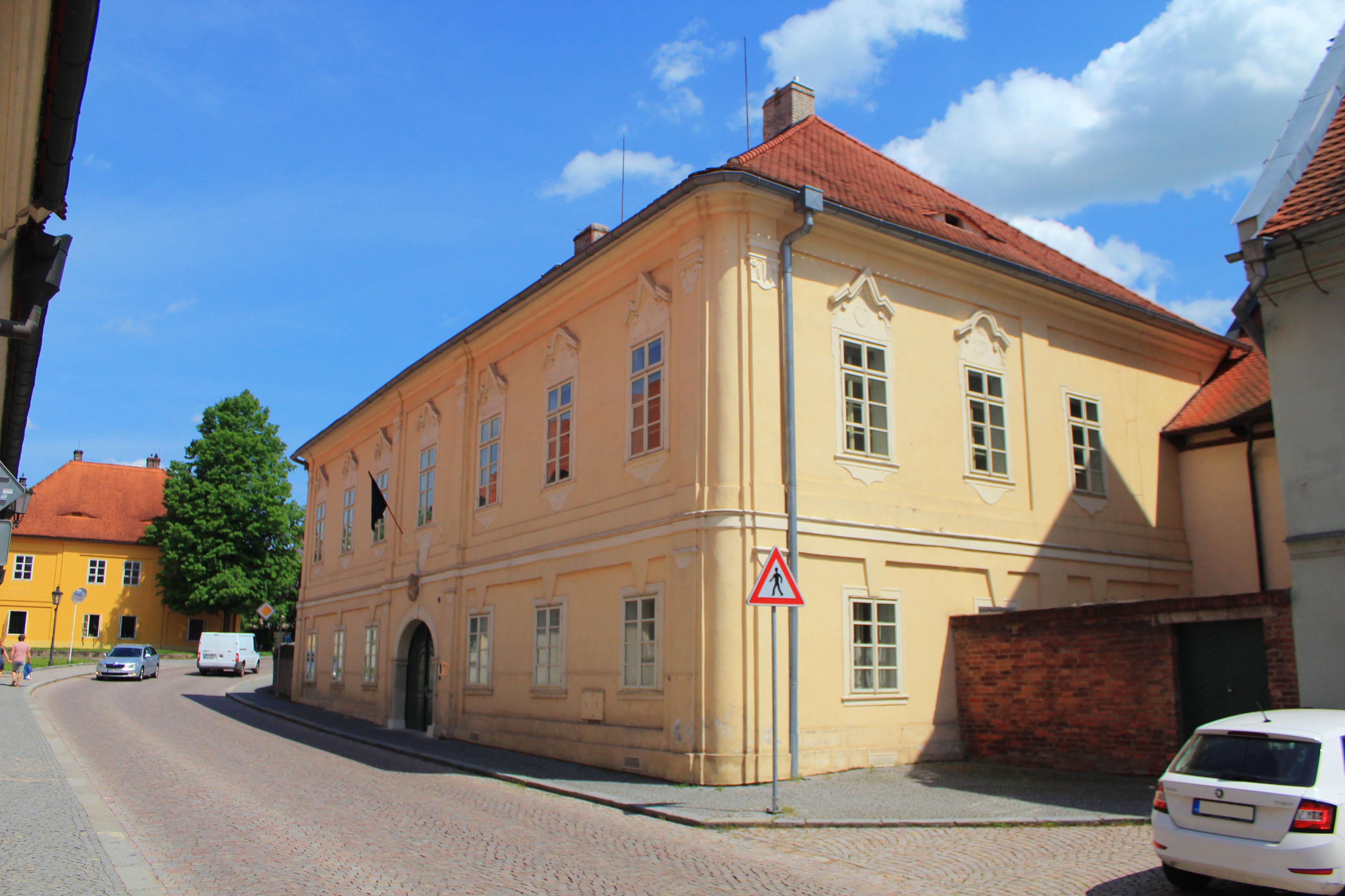 Univerzita Pardubice - Fakulta restaurování