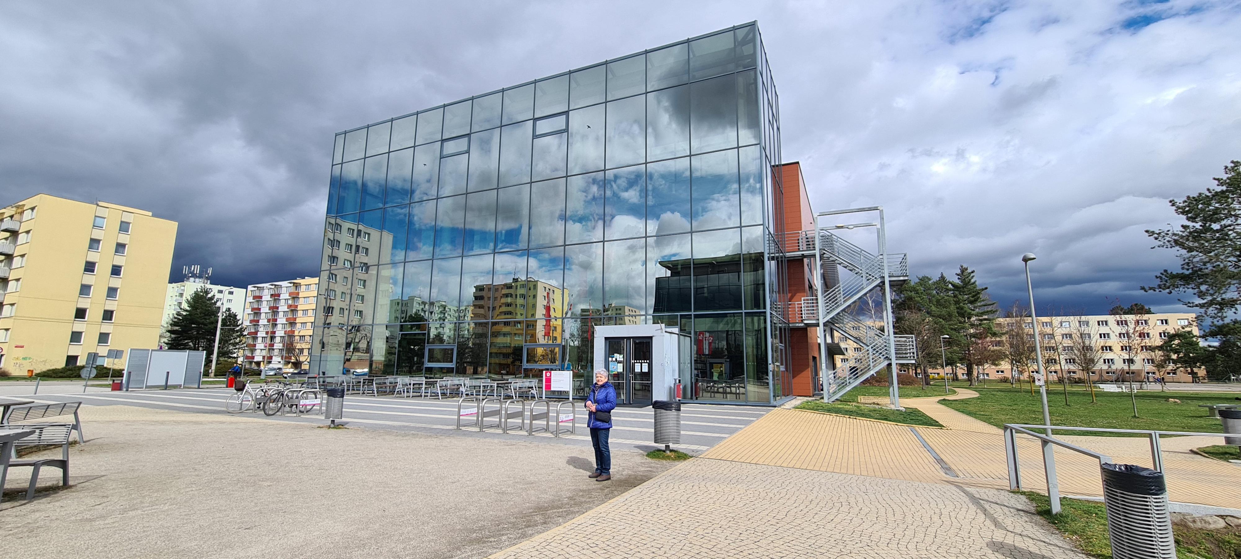 Akademická knihovna Jihočeské univerzity v Českých Budějovicích foto 4
