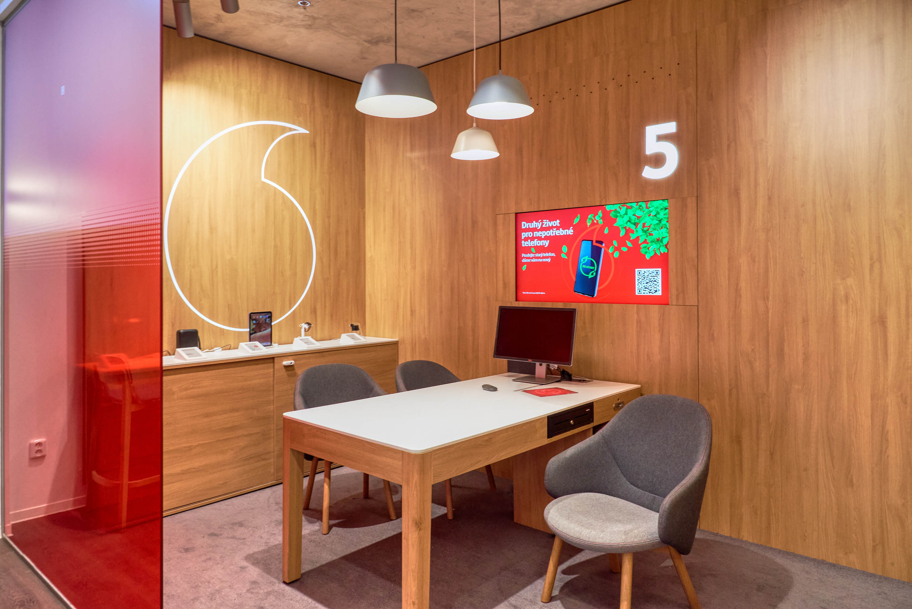 Vodafone Czech Republic, a.s. foto 3