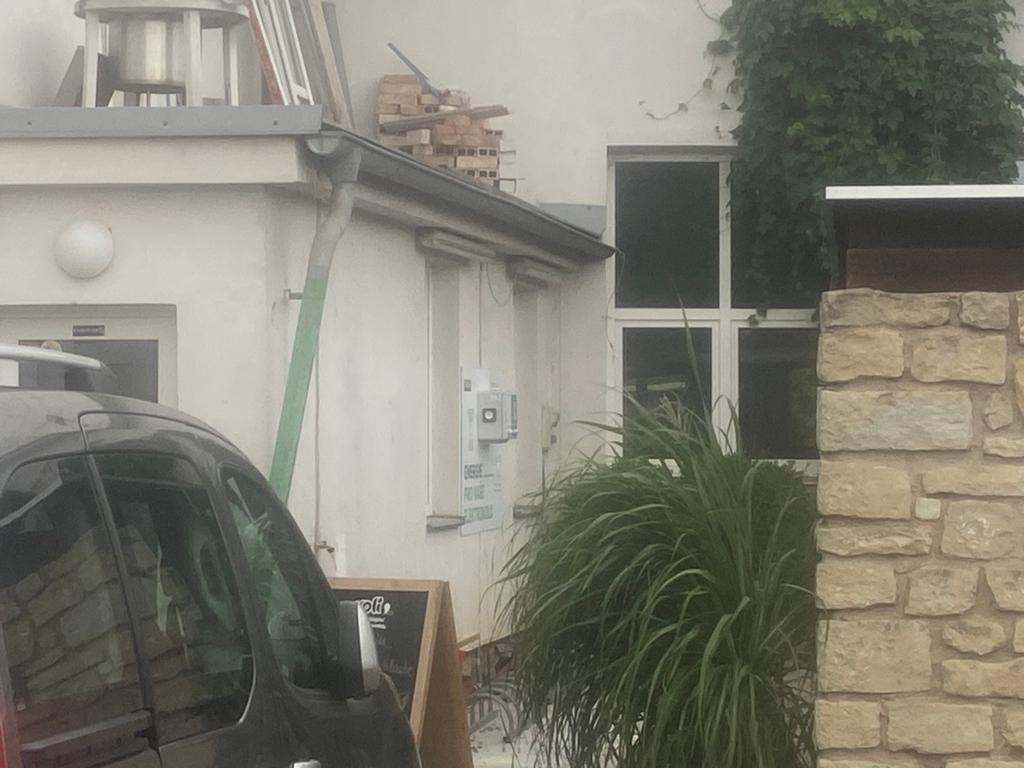 Nabíjecí stanice Restaurace Veselka Litomyšl foto 6