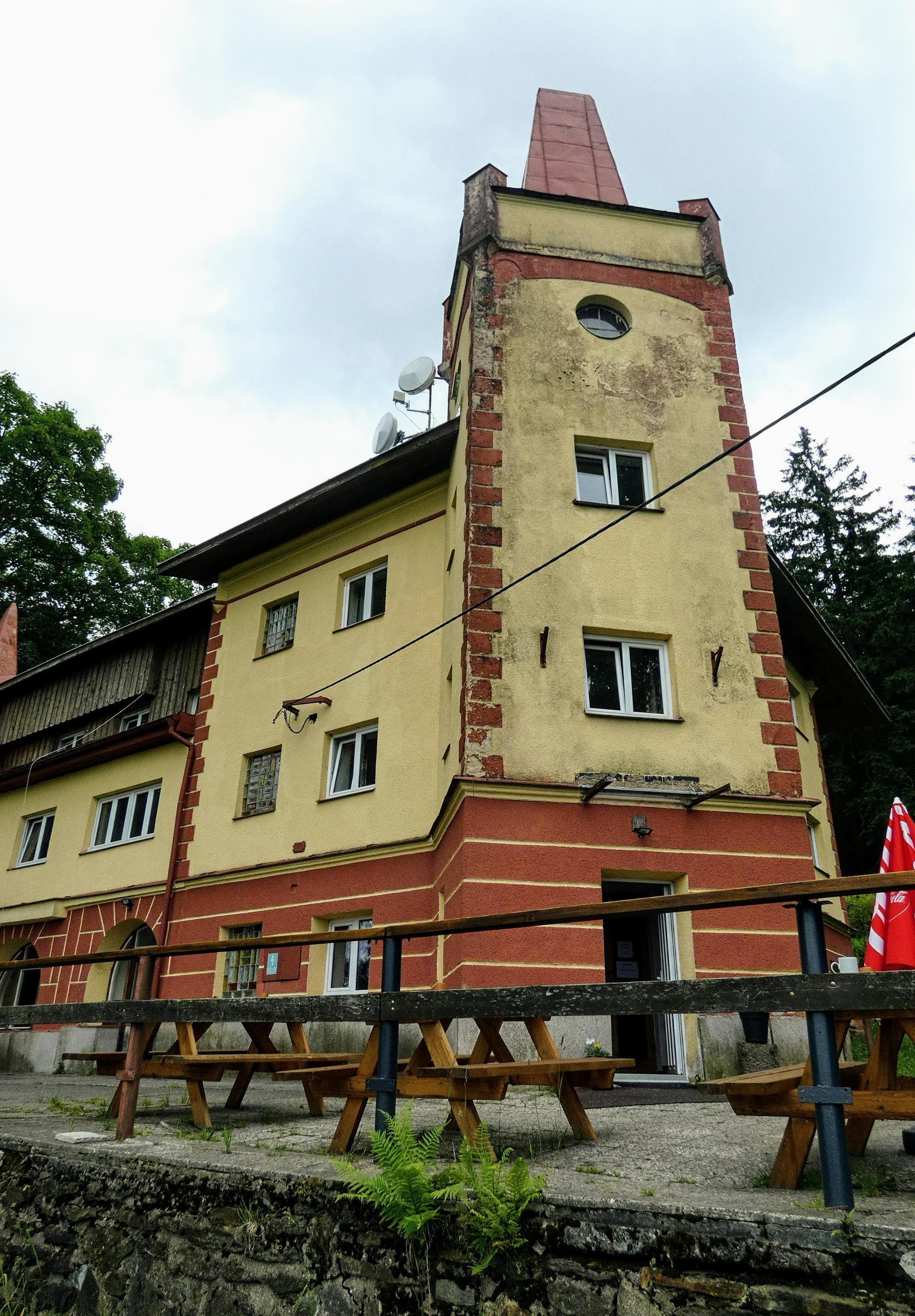 Turistická ubytovna Zámeček foto 3