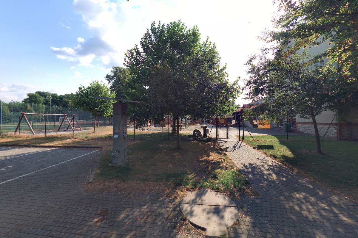 Nabíjecí stanice pro elektrokola Bystročice foto 4