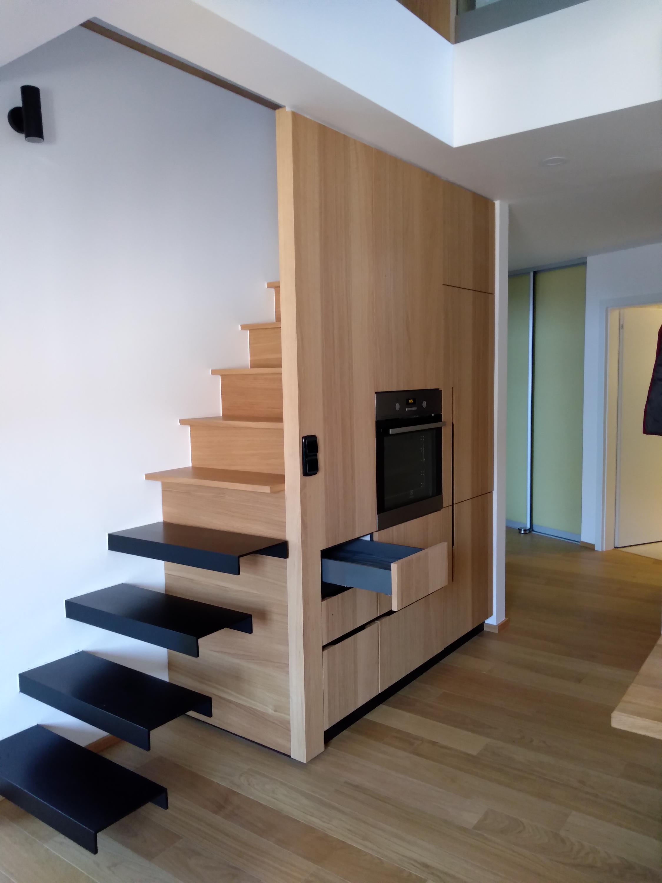 Hynek Bechyně - truhlářství a návrhy interiérů foto 4