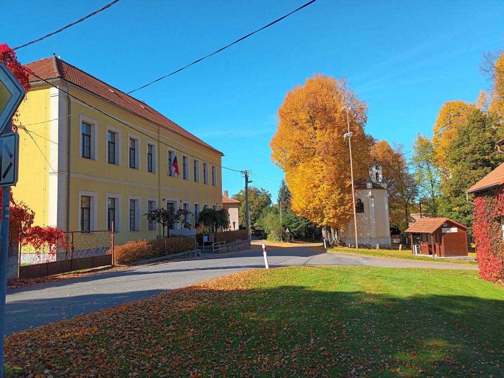 Smilkov - obecní úřad foto 2