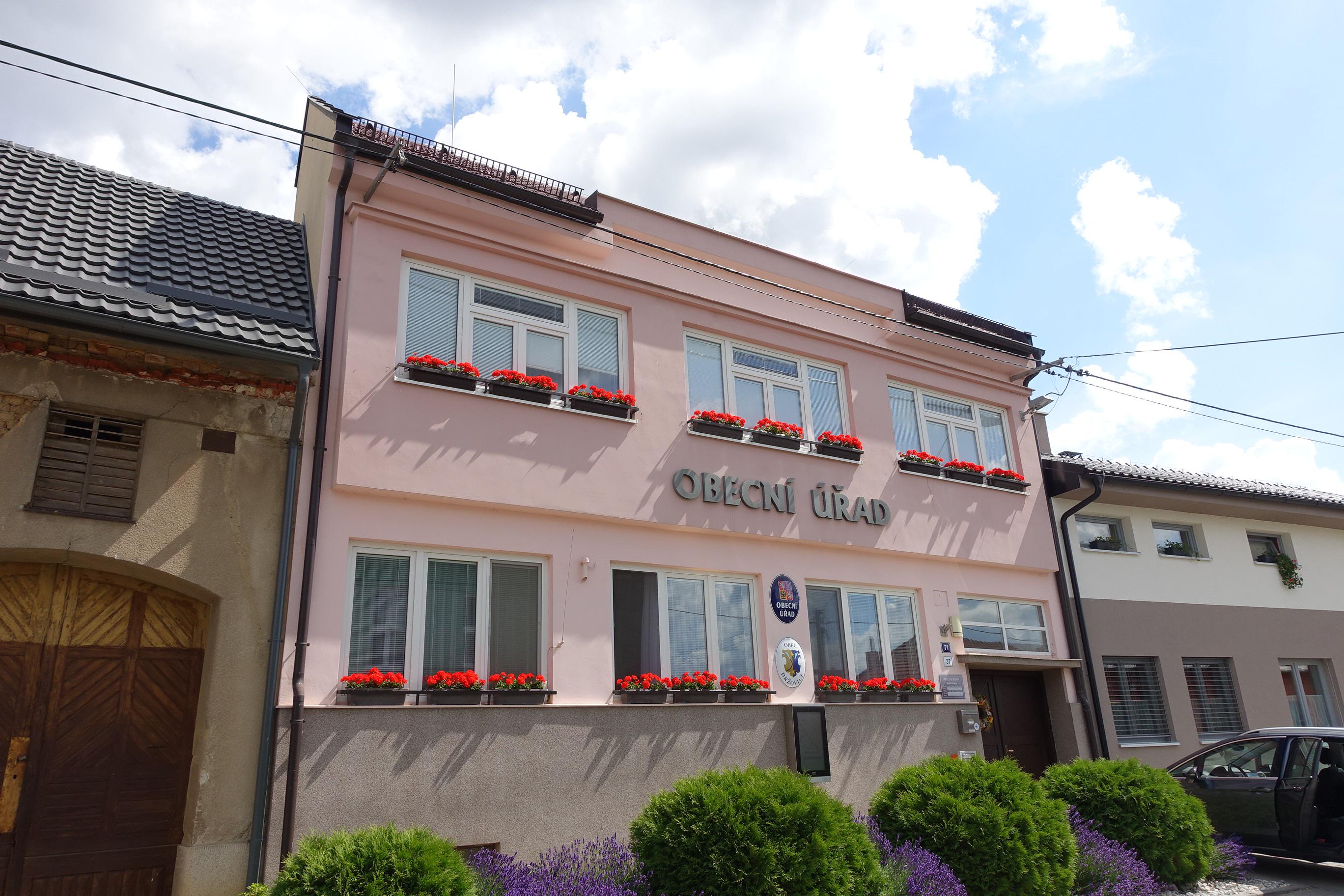 Držovice - obecní úřad foto 4