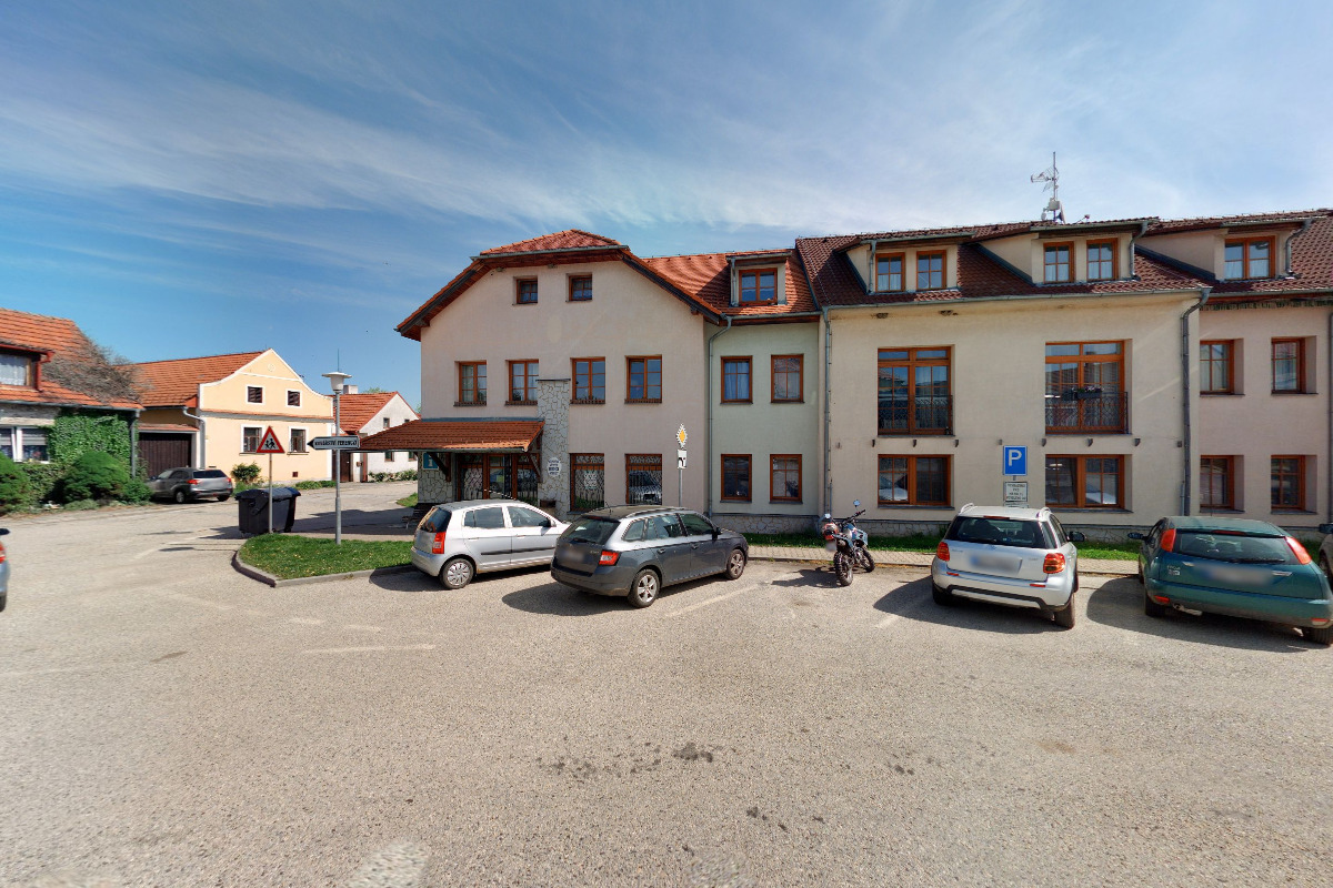 Knihovna městyse Besednice foto 4