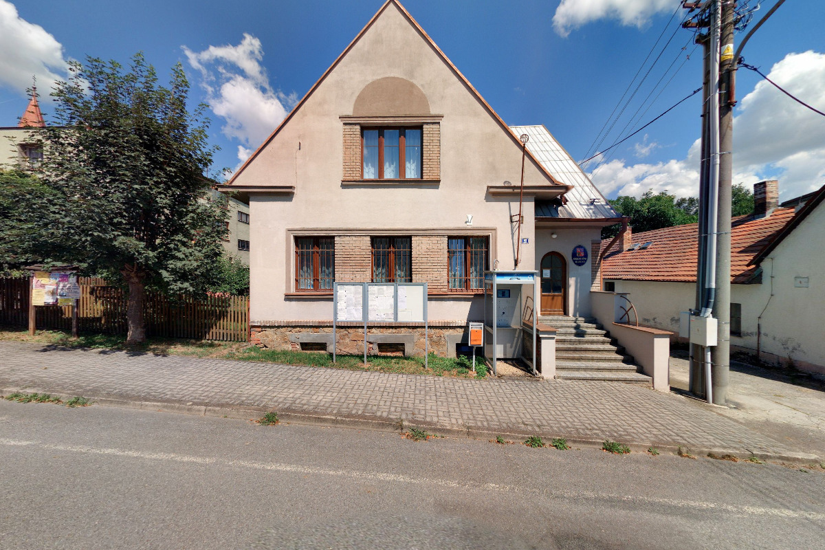 Hlasivo - obecní úřad foto 2