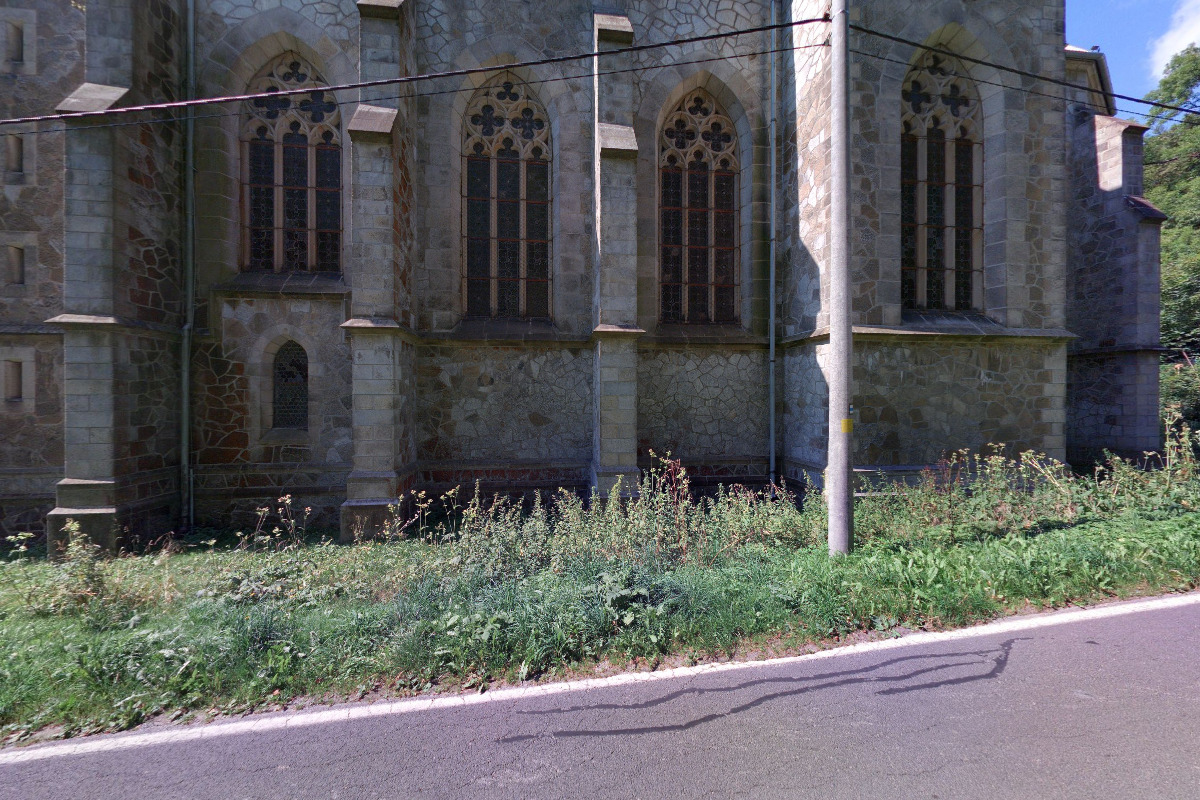 Římskokatolická farnost Travná