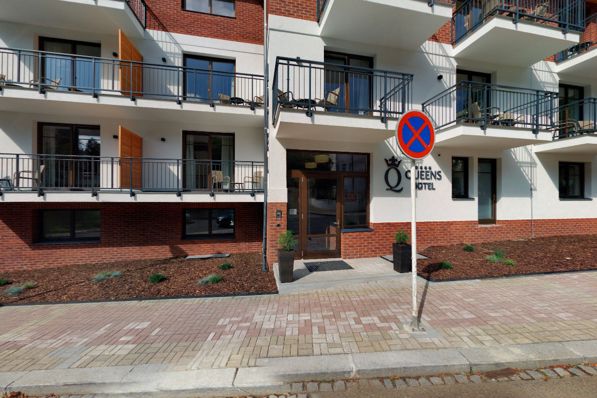 Laver's Restaurant & Lounge