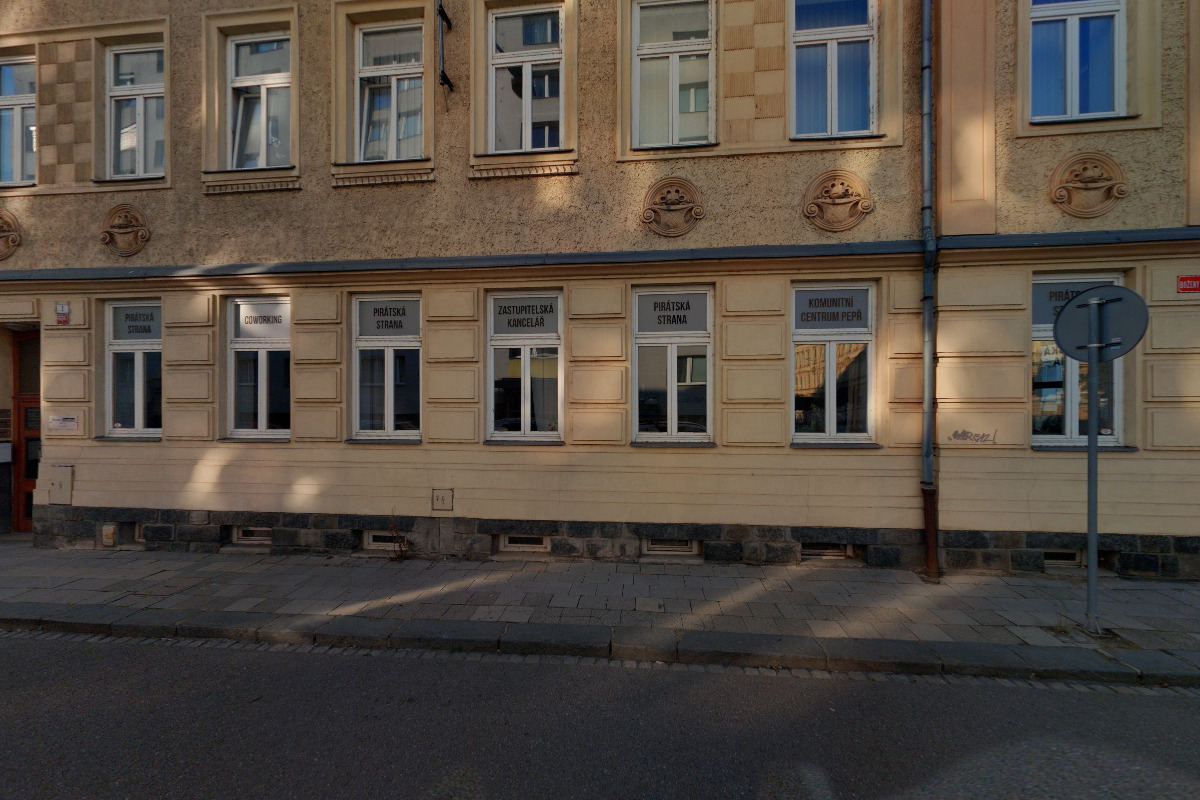 Mgr. Iva  Derychová, advokát foto 2