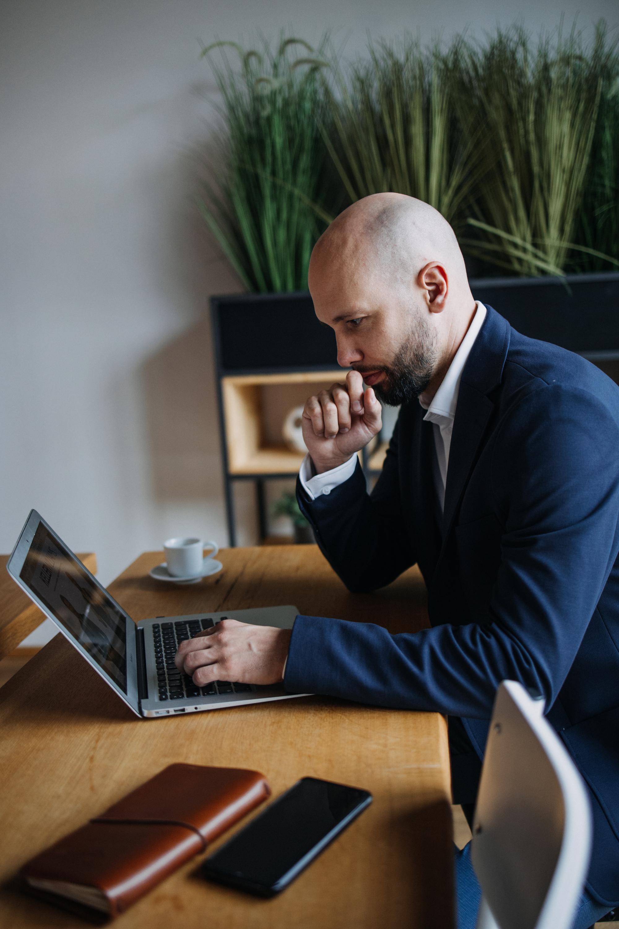 Petr Kopačka - realitní makléř foto 4