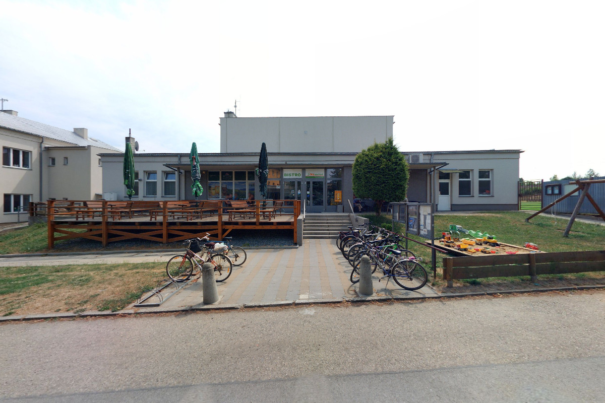 BISTRO