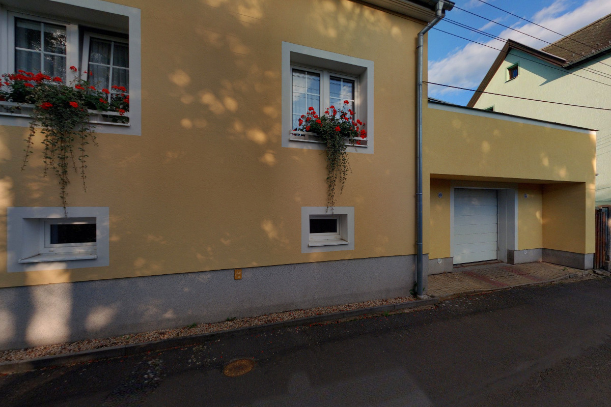 Opravy a prodej dechových hudebních nástrojů - Petr Němeček