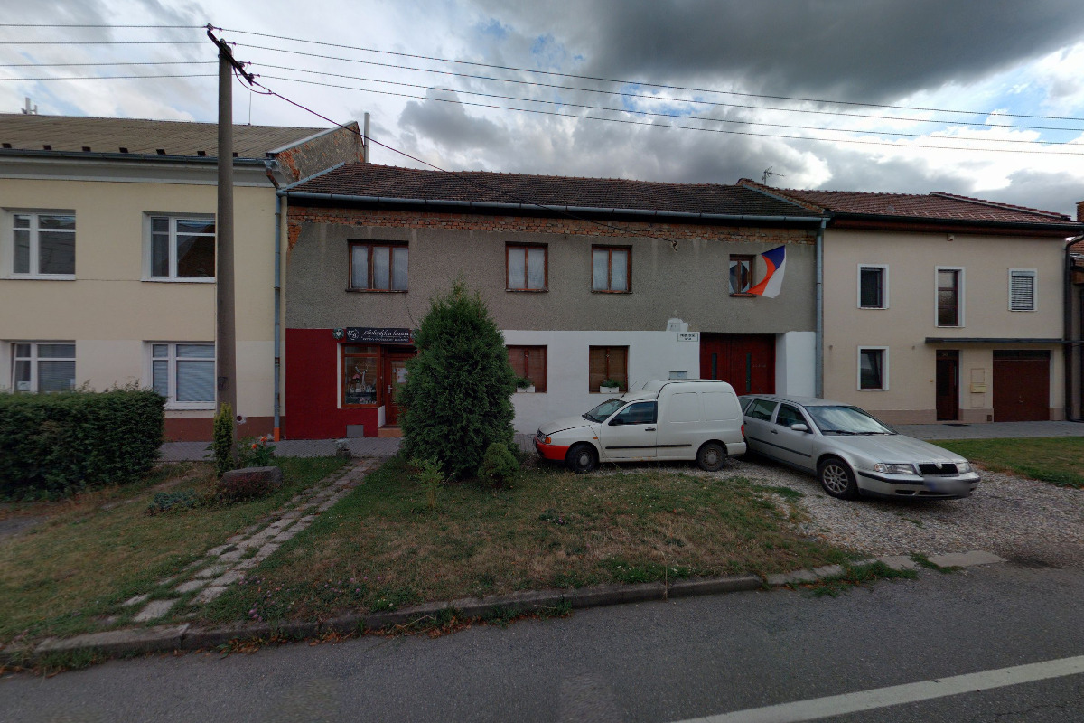 Obchůdek u kostela- floristika Ivana Bílá