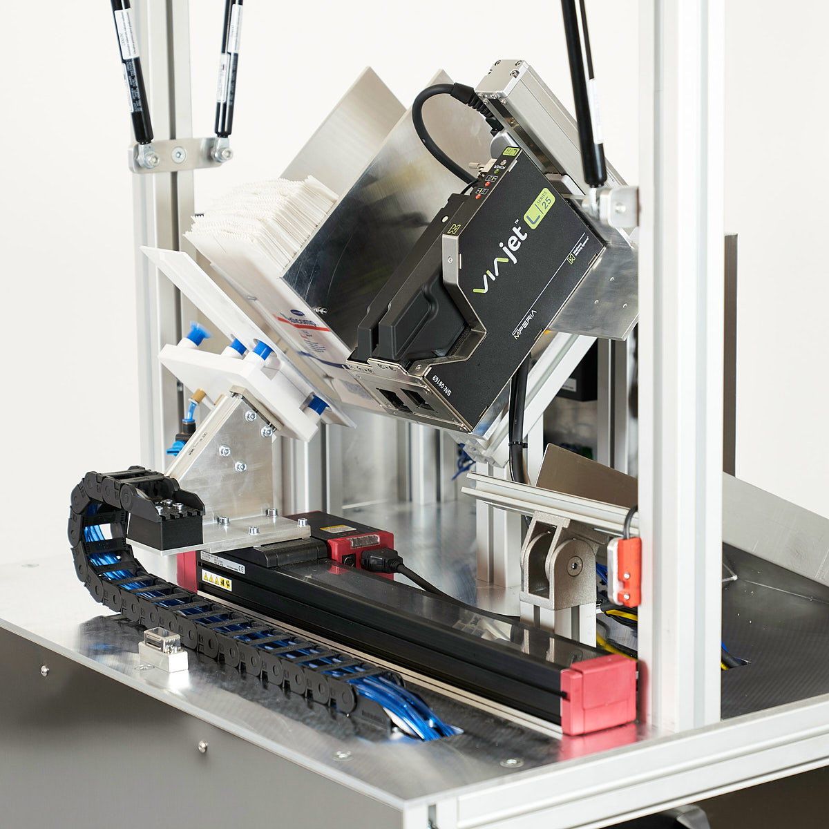 Leonardo technology s.r.o. foto 2