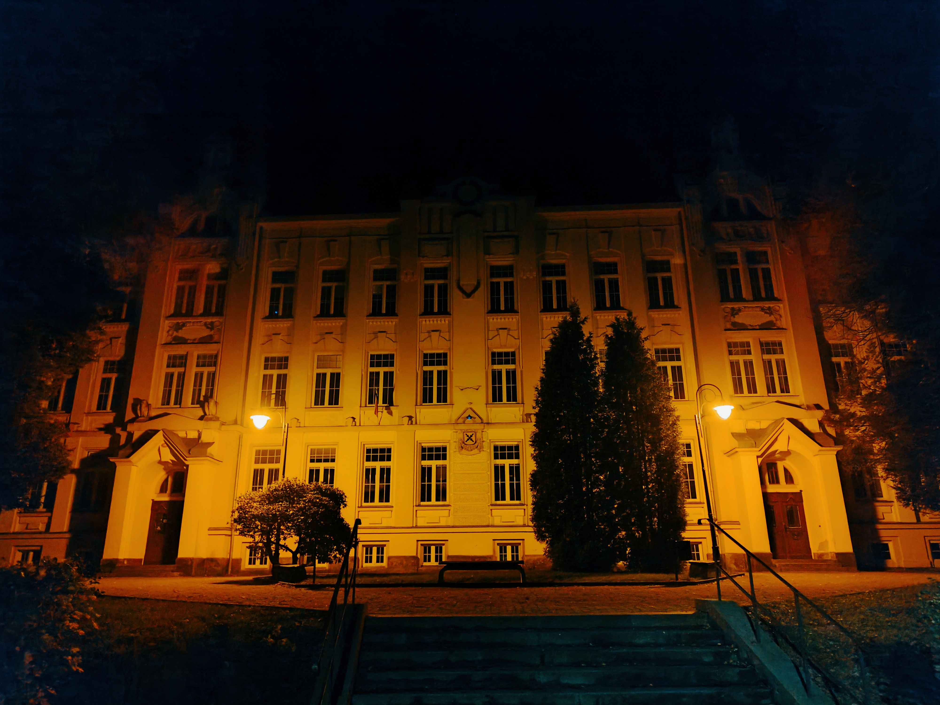 ZŠ a MŠ Bohumila Hynka Cvikov, Sad 5. května foto 4