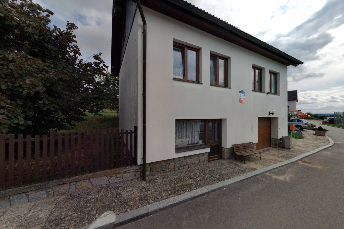 Hadravova Rosička - obecní úřad foto 2