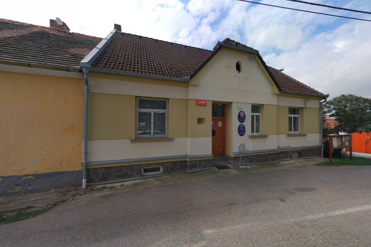 Obecní knihovna Hoštice