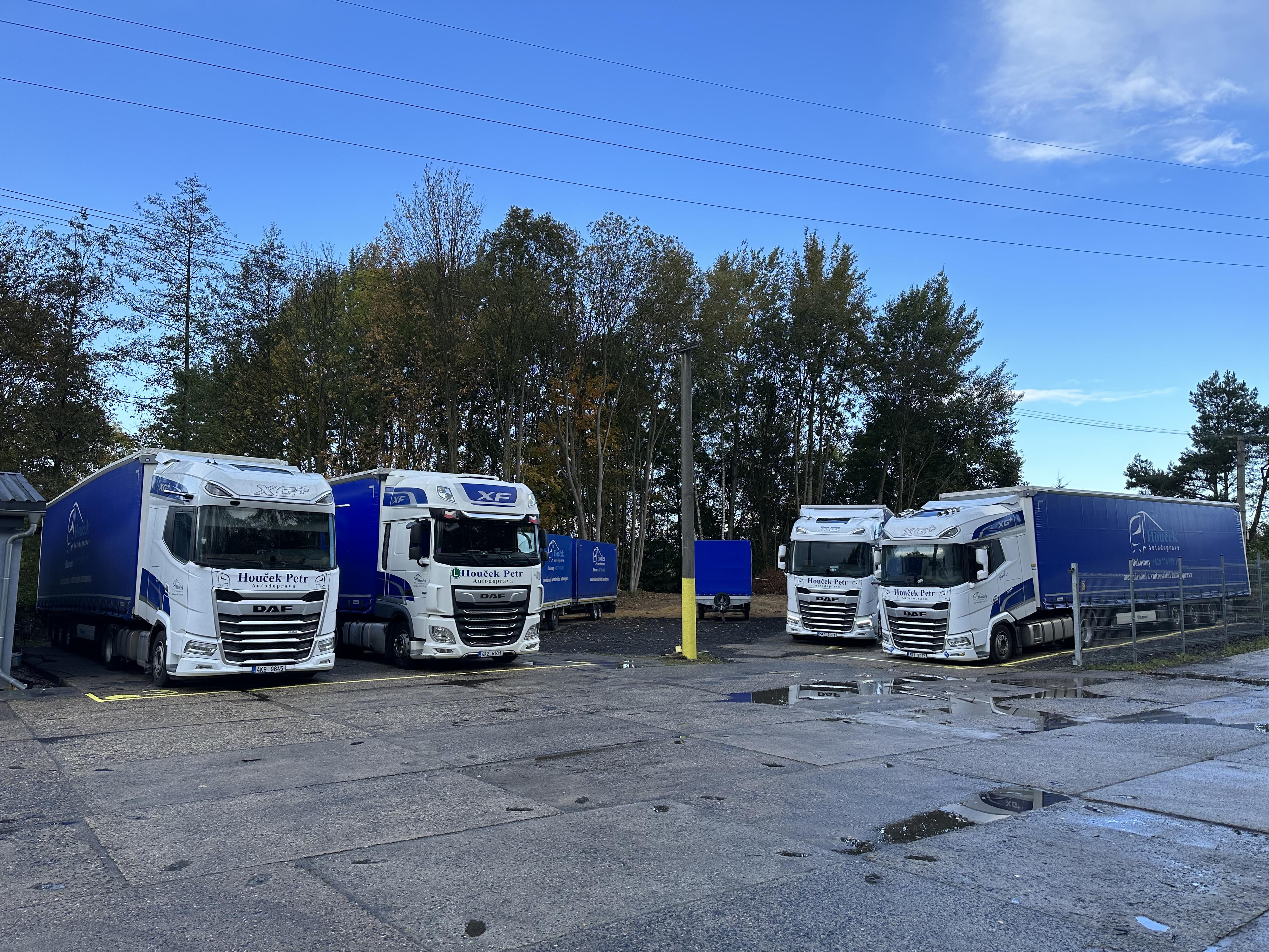 Houček Autodoprava foto 2