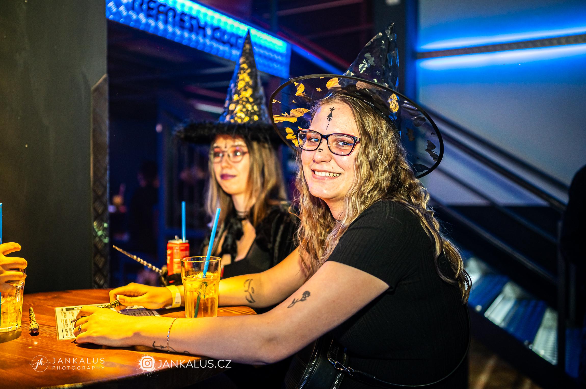 Refresh Music Bar foto 6