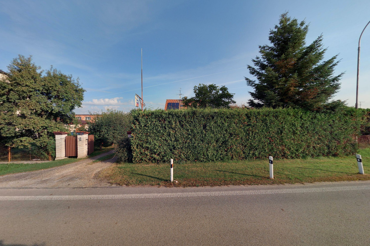 Zdeňka Kolářová - Nabíjecí stanice pro elektromobily