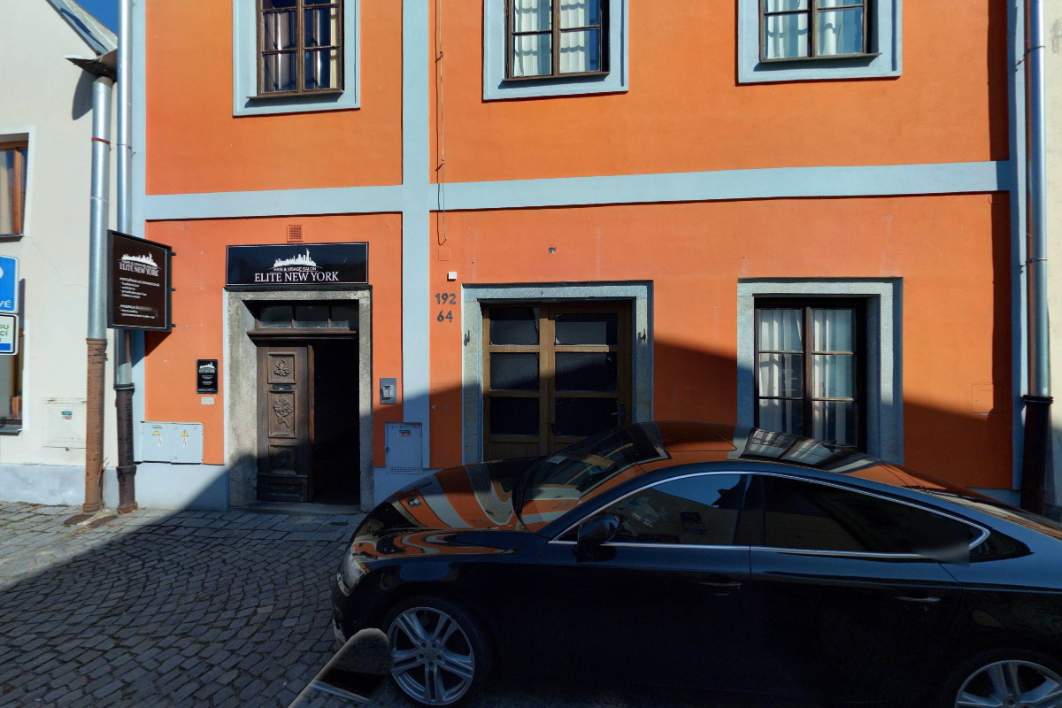 Apartmán pod věží