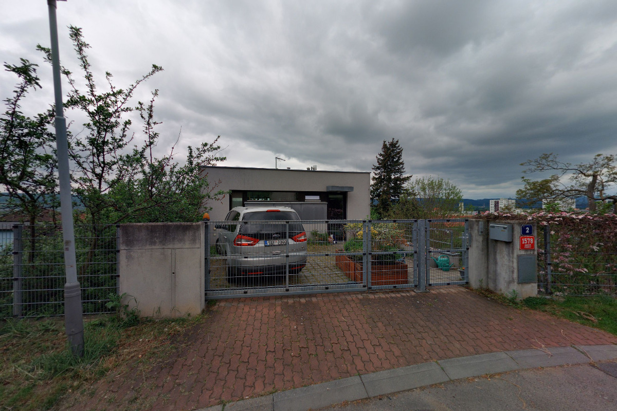 tři učitelky, s.r.o.