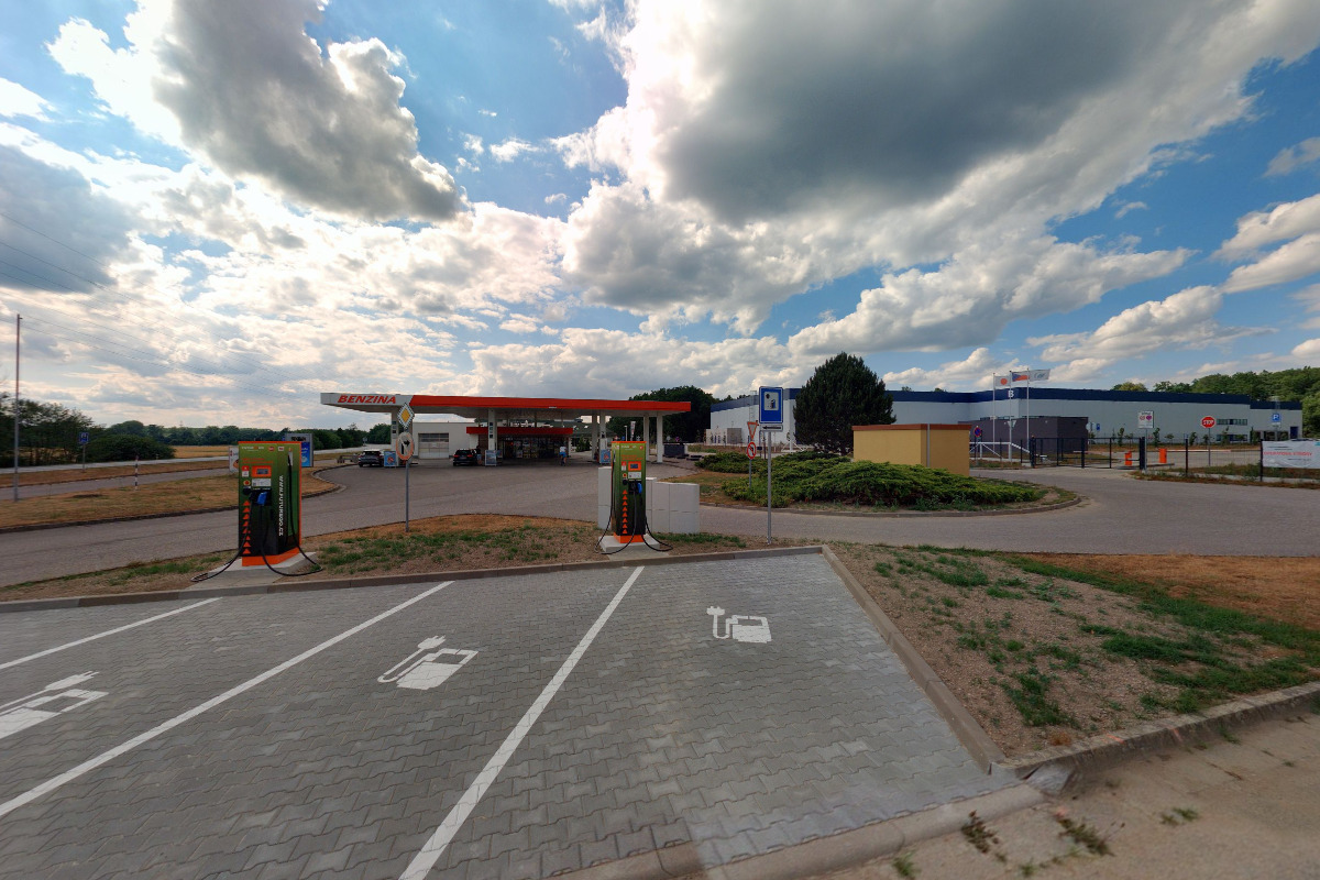 Nabíjecí stanice ČEZ