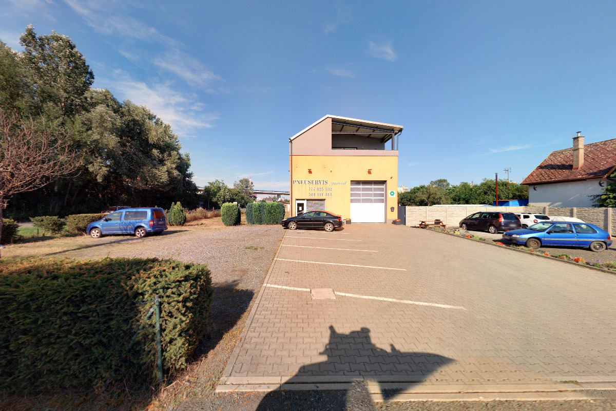 Plnění klimatizací - JANOŠEK servis foto 1