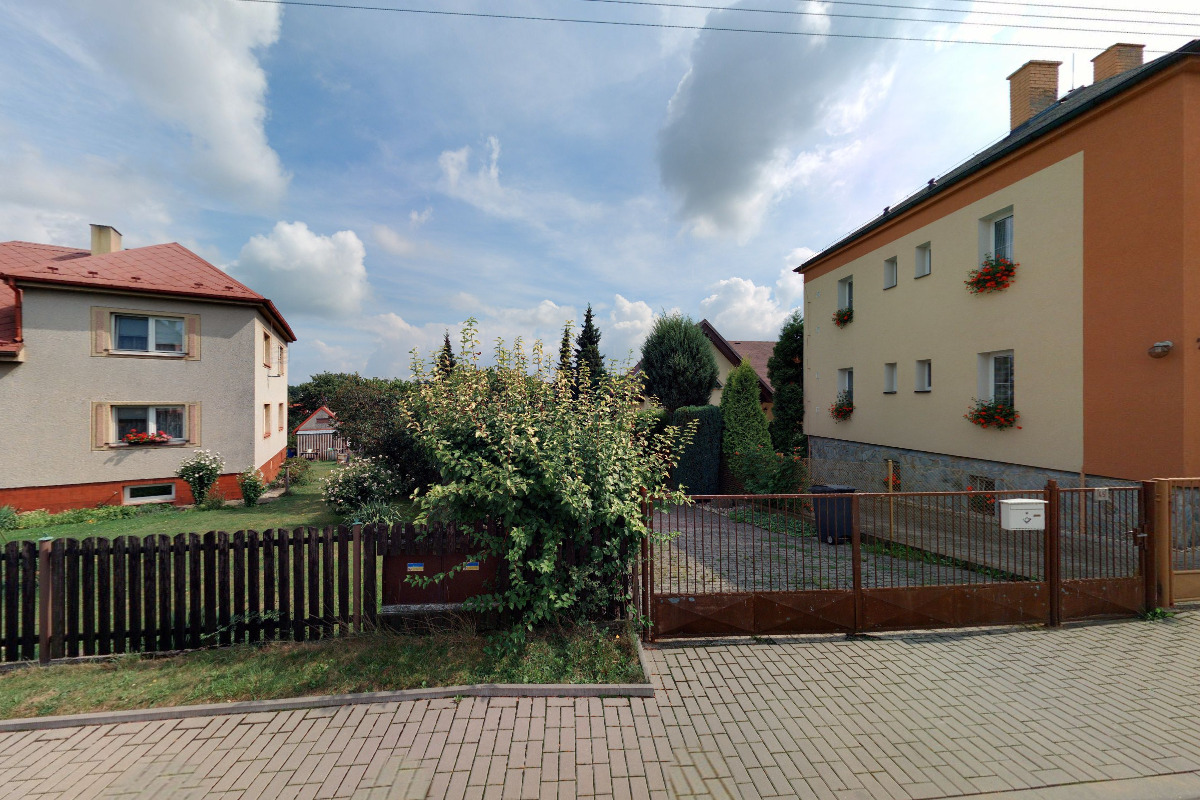 Invest service, s.r.o.